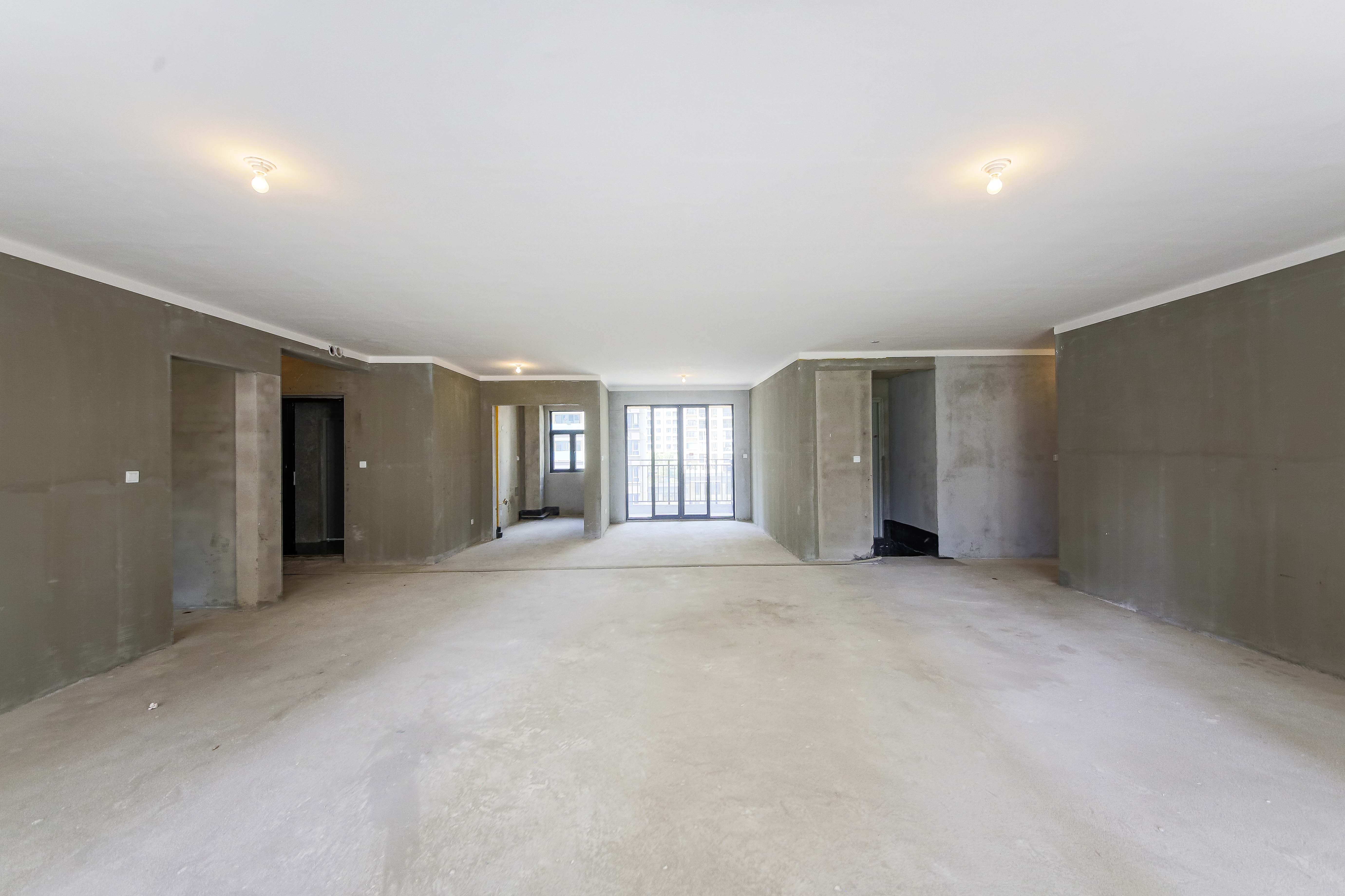 中建钰和城  4室2厅3卫   355.00万客厅
