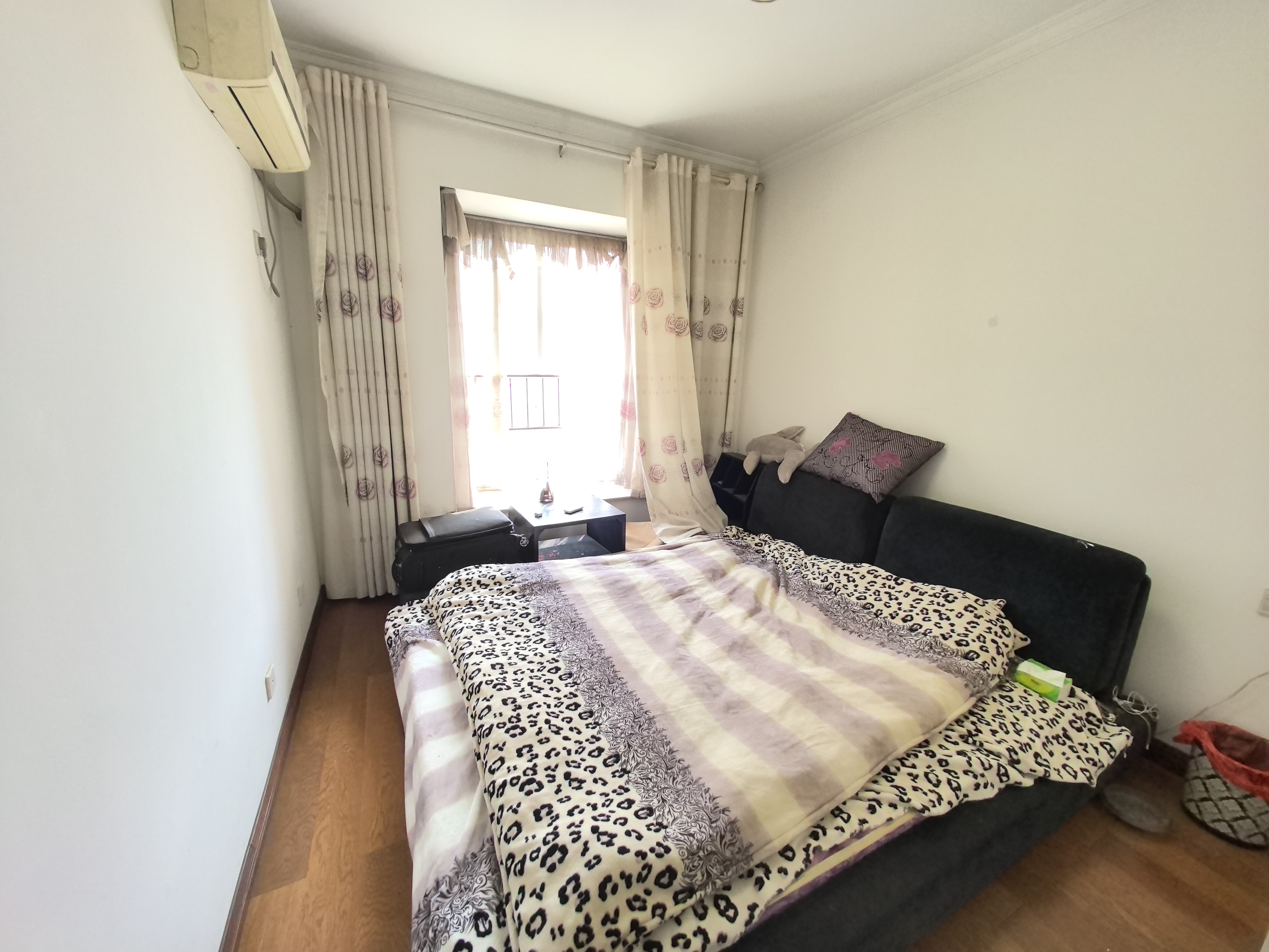 新城壹号 3室2厅2卫 42.8万 新城壹号 3室2厅2卫 42.8万室内图