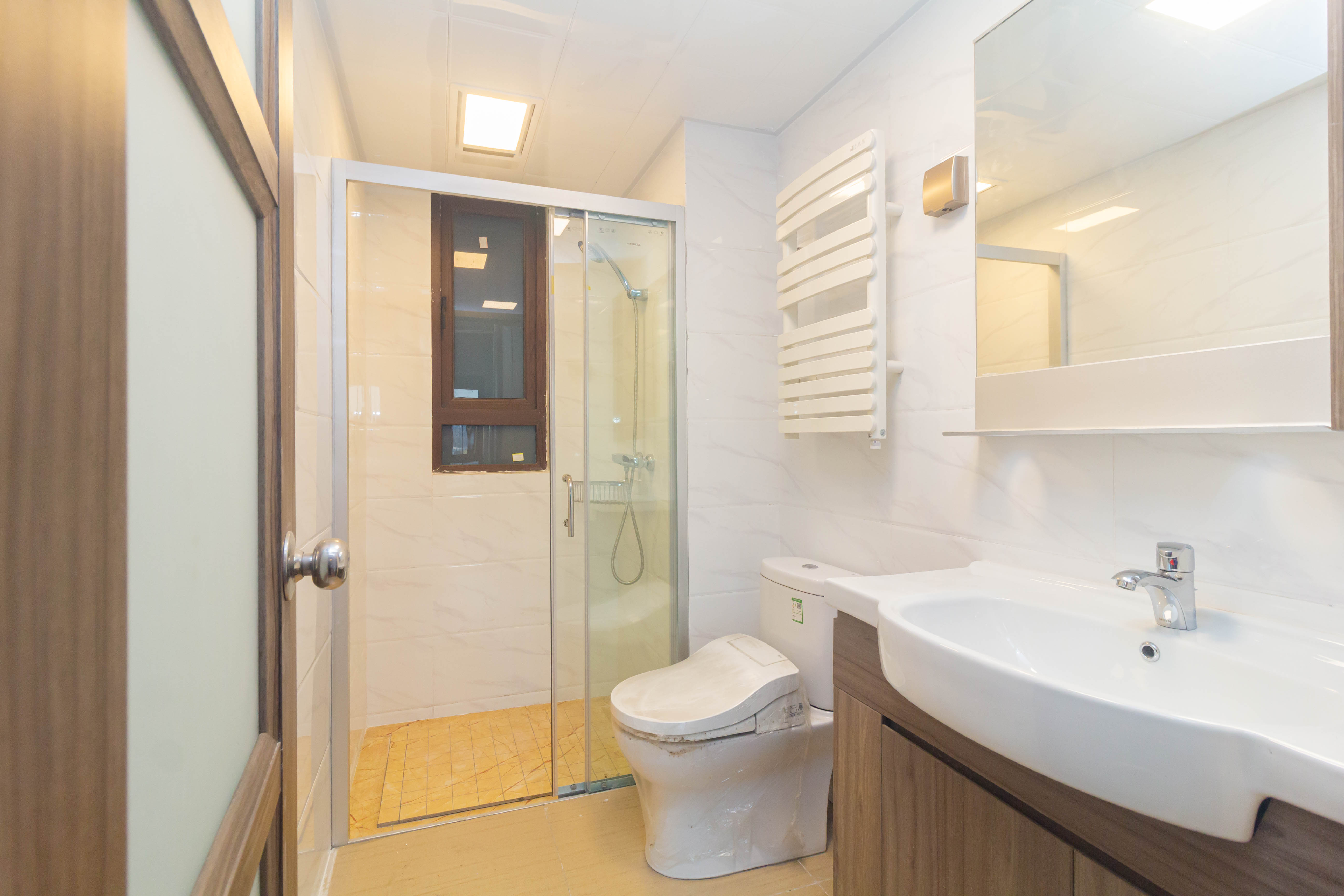 碧桂园星城首府  3室2厅2卫    65.0万 碧桂园星城首府  3室2厅2卫    65.0万卫生间