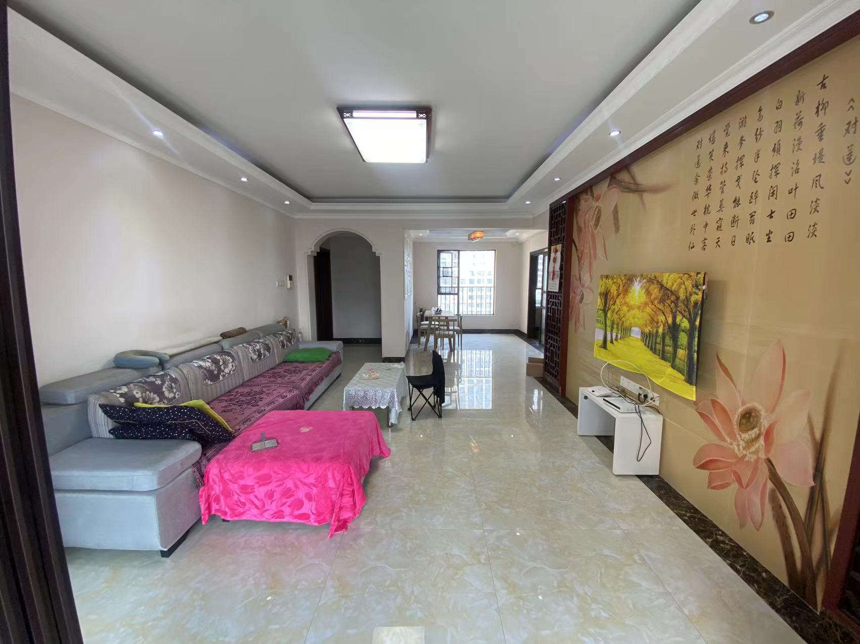 佳兆业金域天下二期 3室2厅2卫 56.0万 佳兆业金域天下二期 3室2厅2卫 56.0万室内图