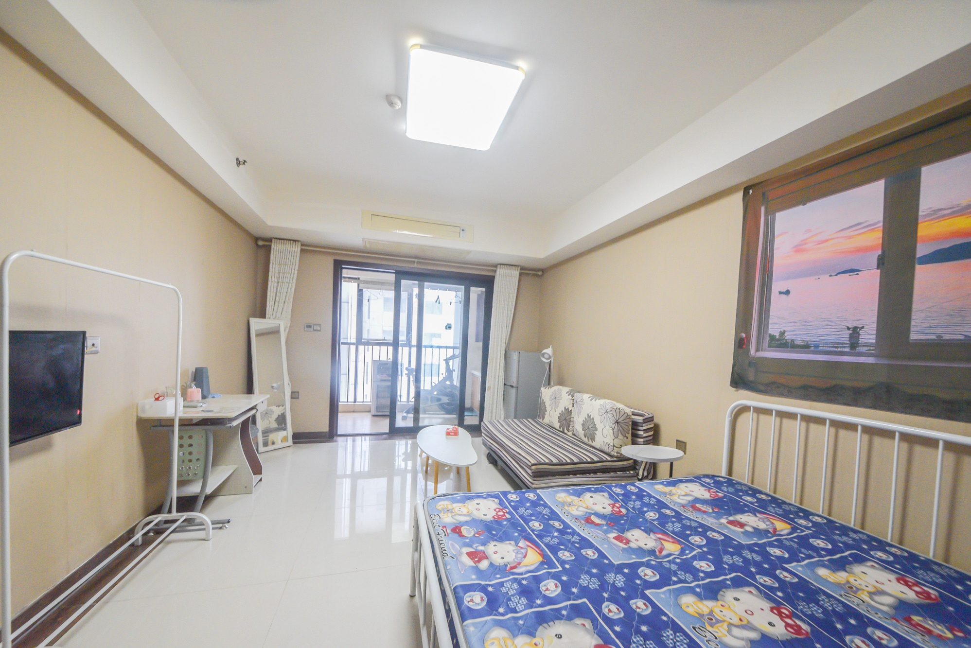东塘瑞府  1室1厅1卫   45.00万卧室