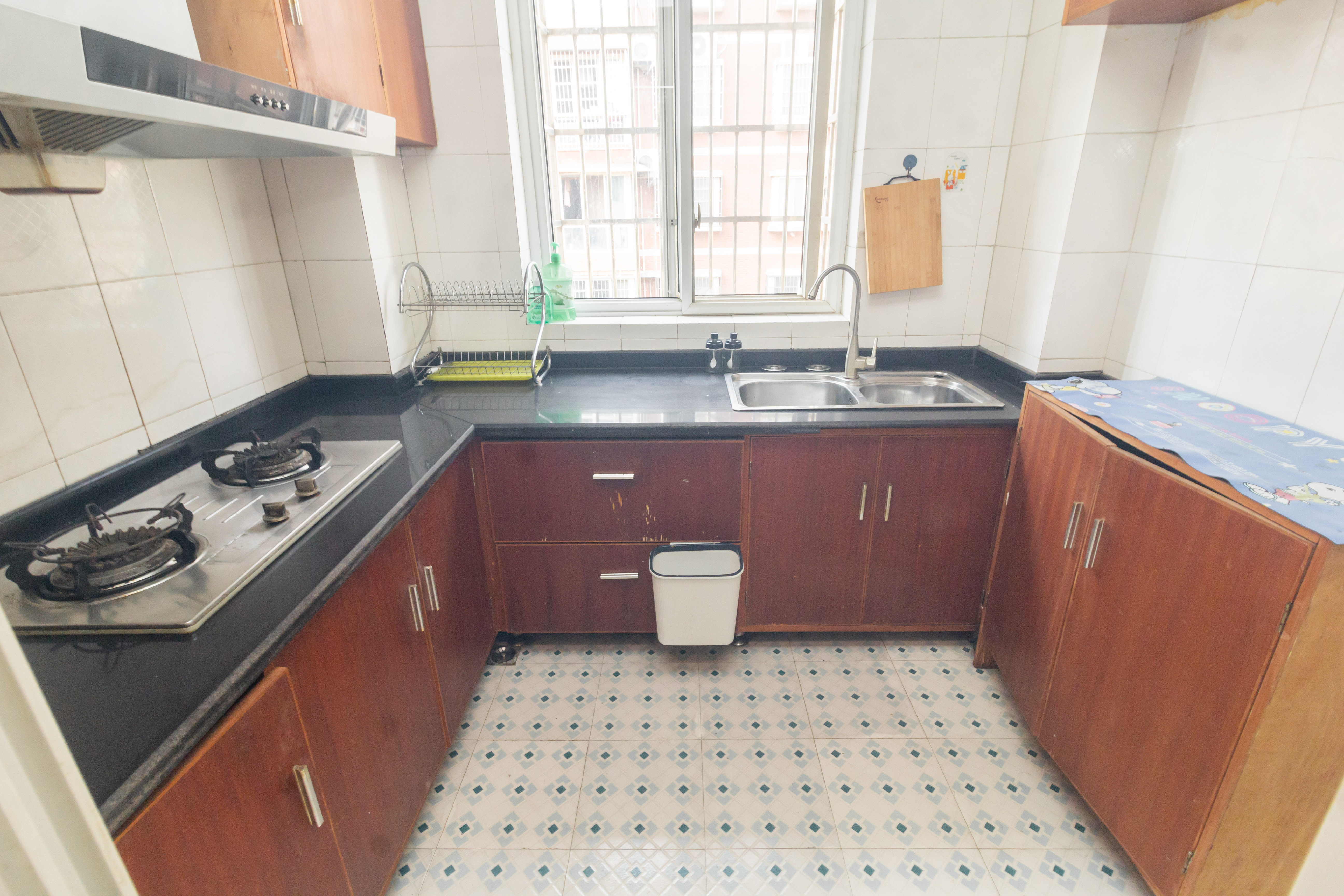 东城名苑 2室2厅2卫 38.0万 东城名苑 2室2厅2卫 38.0万厨房