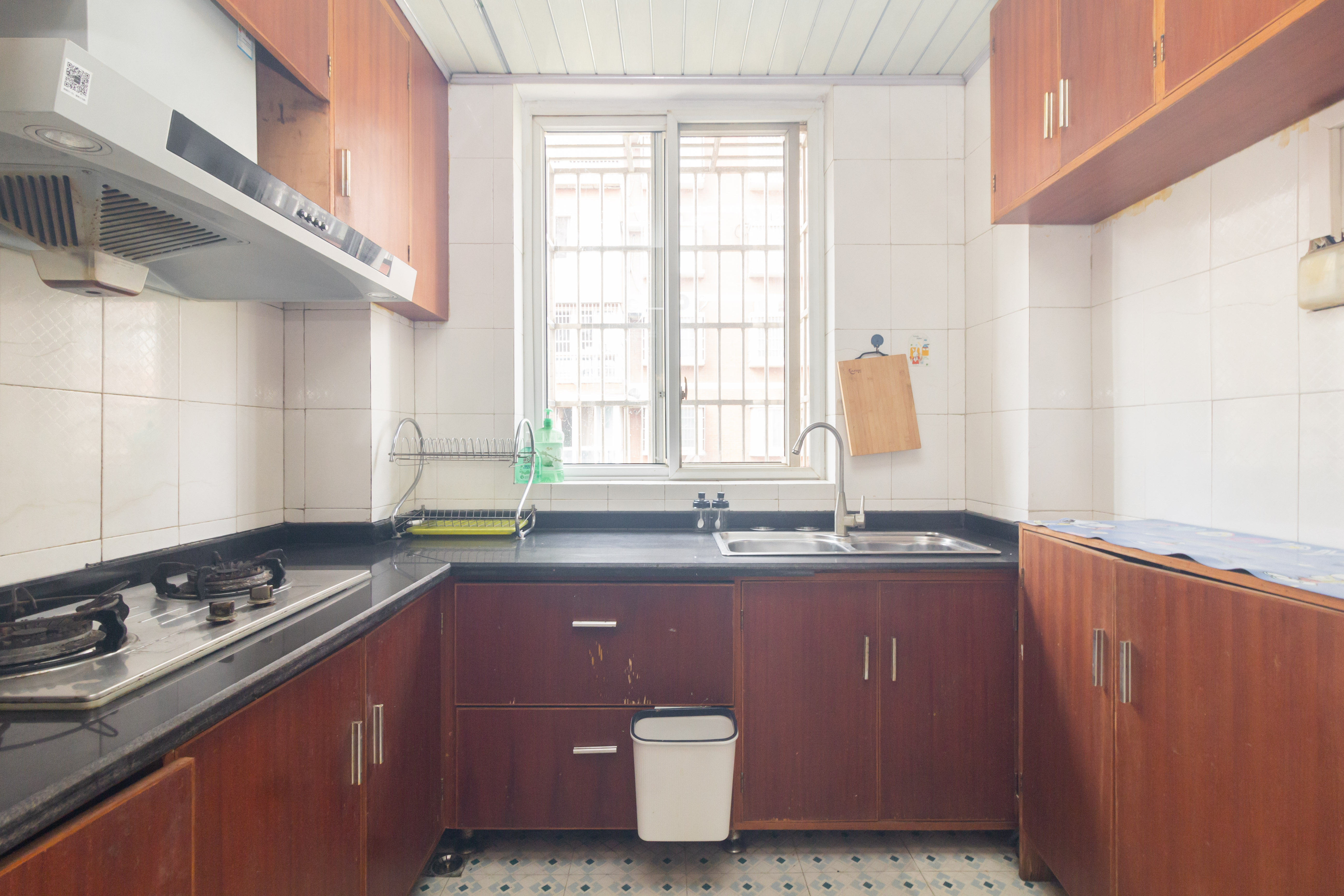 东城名苑 2室2厅2卫 38.0万 东城名苑 2室2厅2卫 38.0万厨房