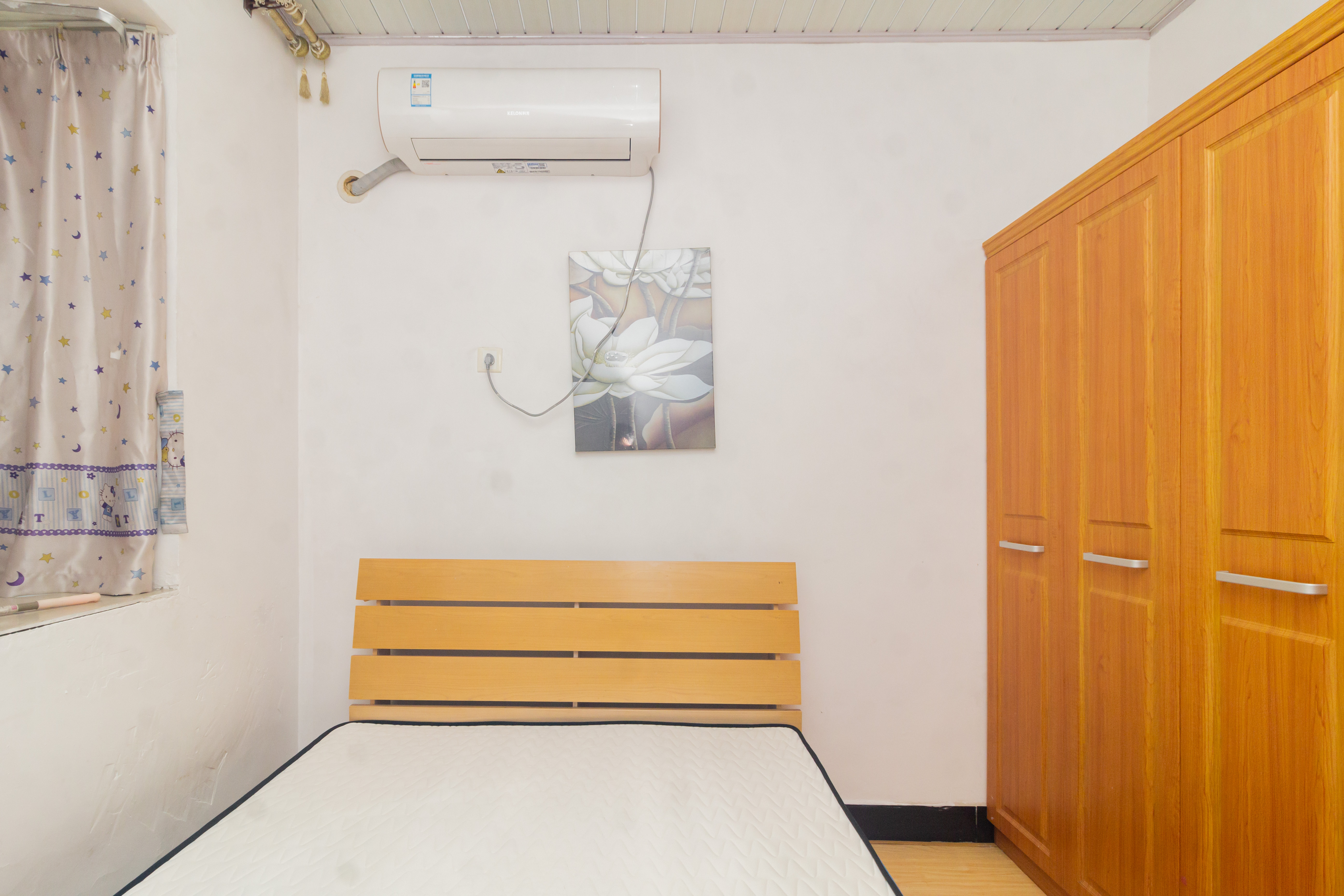 东城名苑 2室2厅2卫 38.0万 东城名苑 2室2厅2卫 38.0万卧室