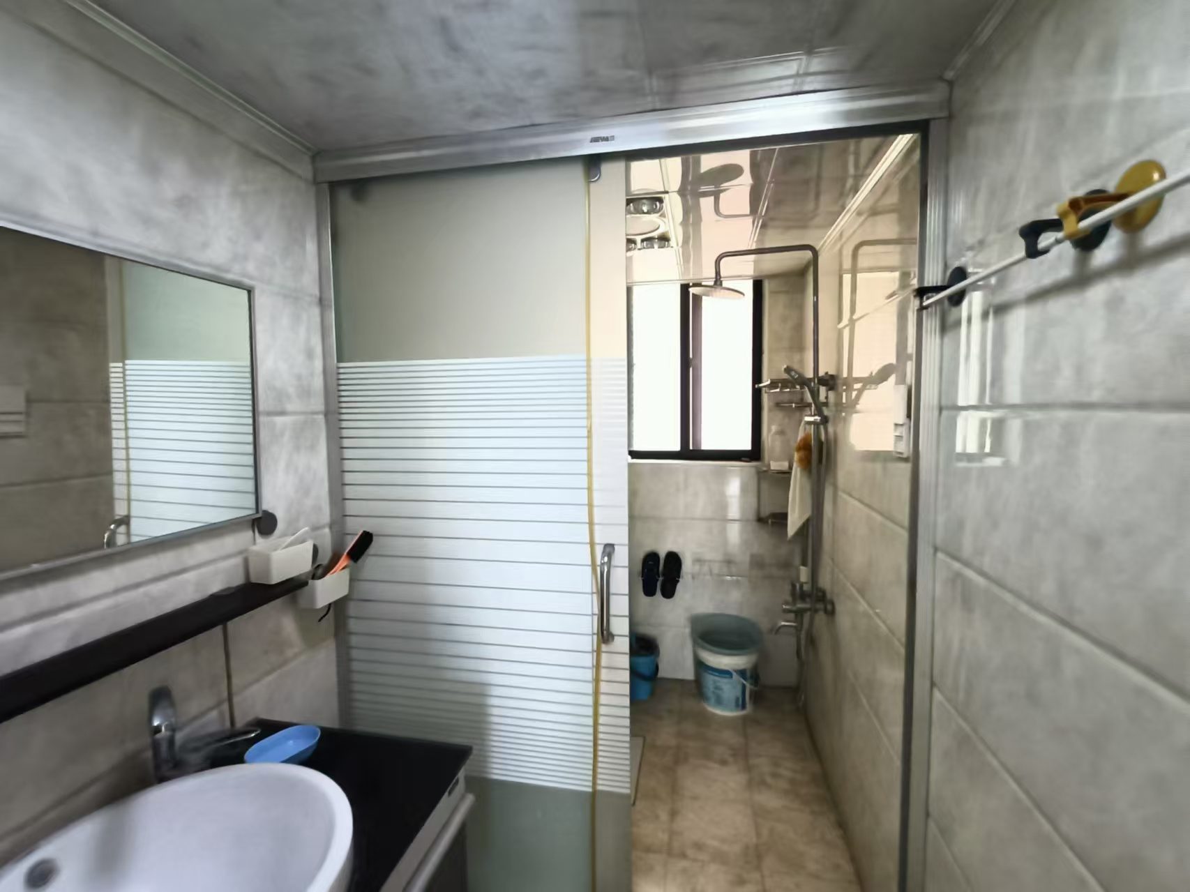 湘银三期水岸蓝郡 4室2厅2卫 75.0万 湘银三期水岸蓝郡 4室2厅2卫 75.0万室内图