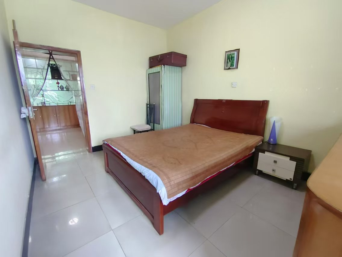 保利怡沁园 2室2厅1卫 27.0万 保利怡沁园 2室2厅1卫 27.0万室内图