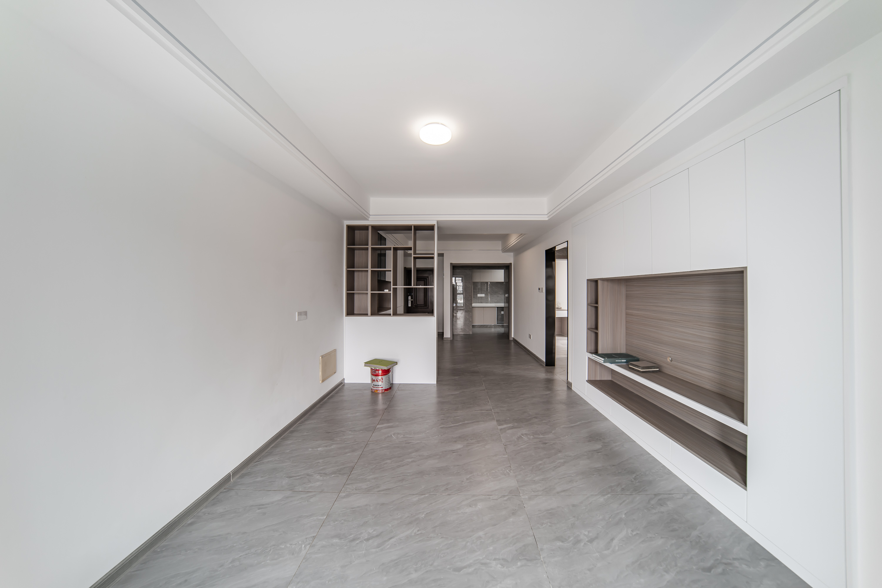 洋湖18克拉(旷远洋湖18克拉)  3室2厅1卫    99.0万 洋湖18克拉(旷远洋湖18克拉)  3室2厅1卫    99.0万客厅