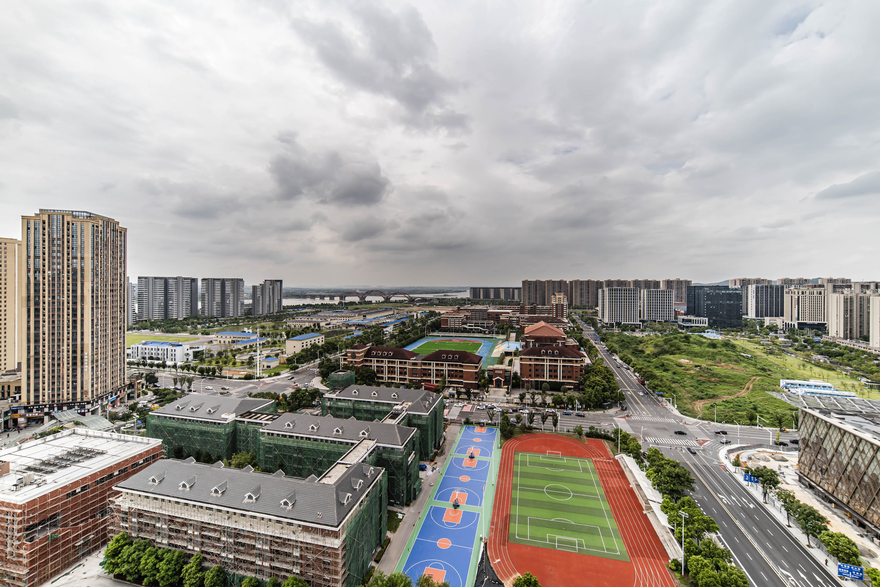 洋湖18克拉(旷远洋湖18克拉)  3室2厅1卫    99.0万 洋湖18克拉(旷远洋湖18克拉)  3室2厅1卫    99.0万其他