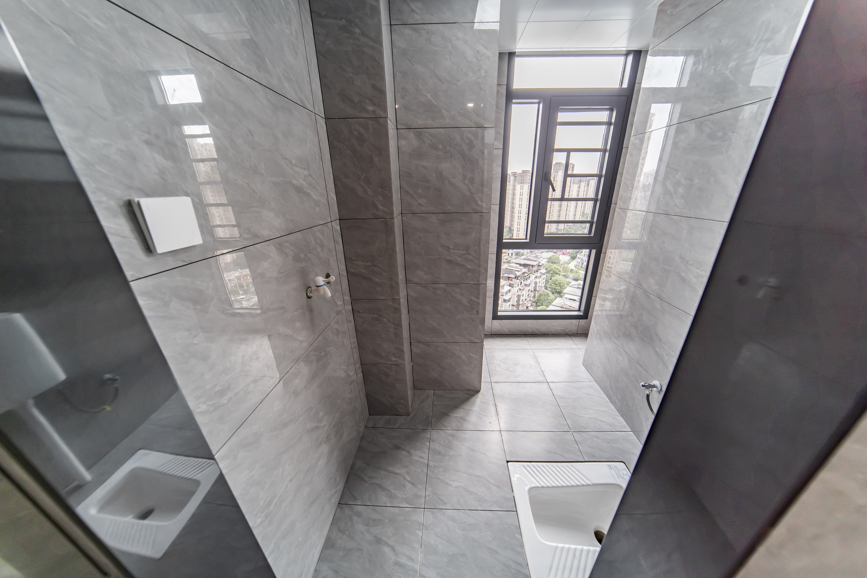 洋湖18克拉(旷远洋湖18克拉)  3室2厅1卫    99.0万 洋湖18克拉(旷远洋湖18克拉)  3室2厅1卫    99.0万卫生间