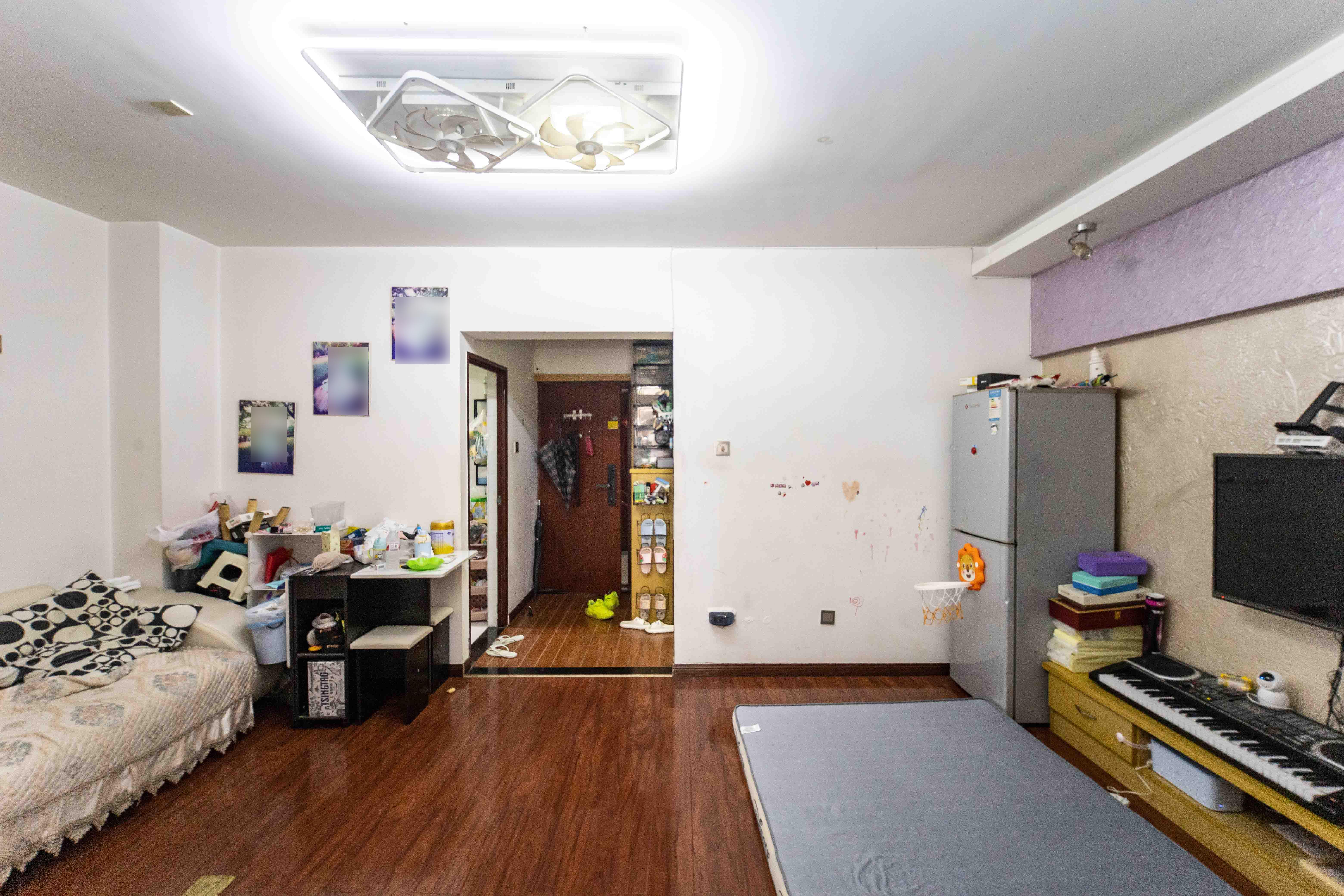 先锋东外滩  2室1厅1卫    61.8万 先锋东外滩  2室1厅1卫    61.8万客厅