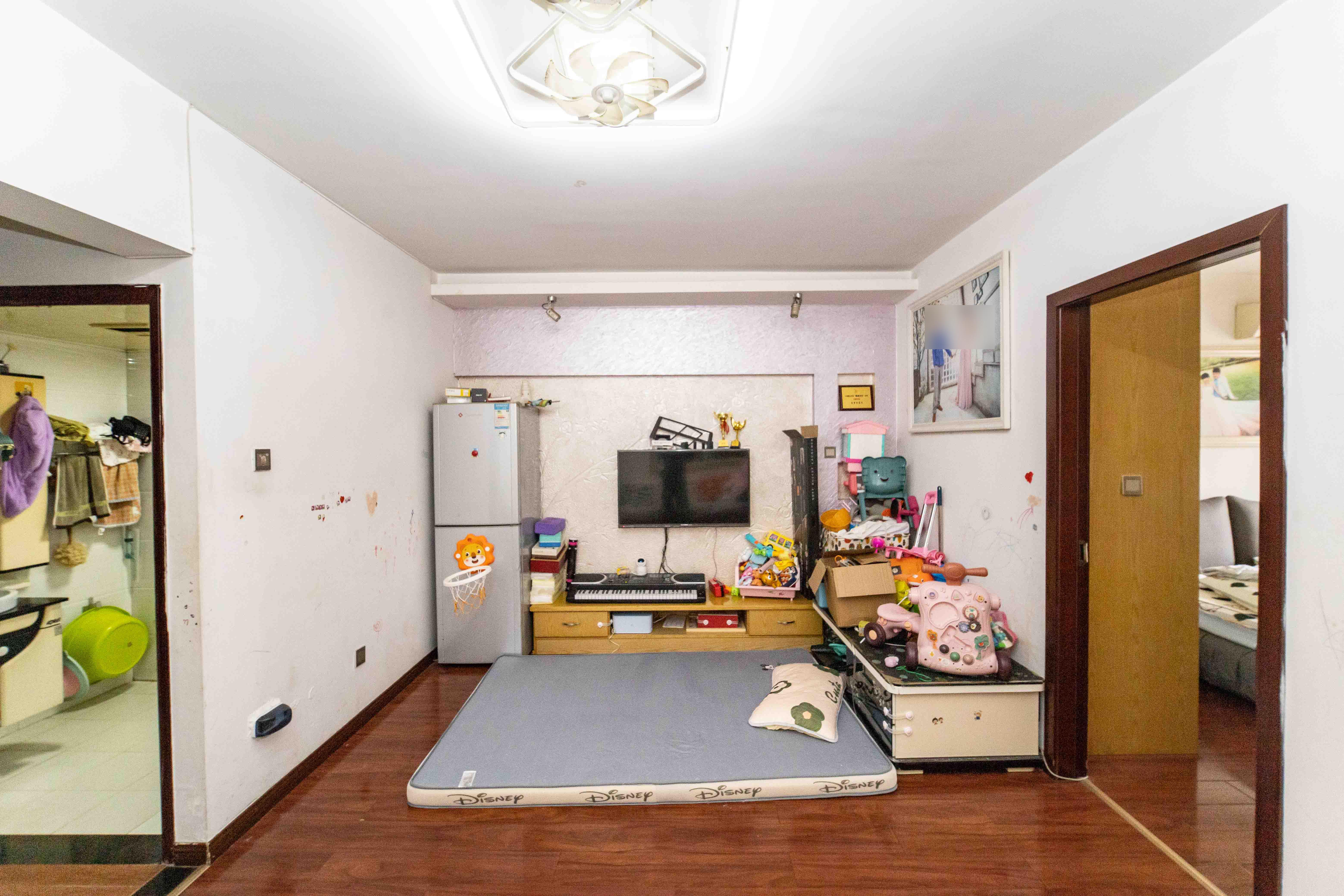 先锋东外滩  2室1厅1卫    61.8万 先锋东外滩  2室1厅1卫    61.8万客厅