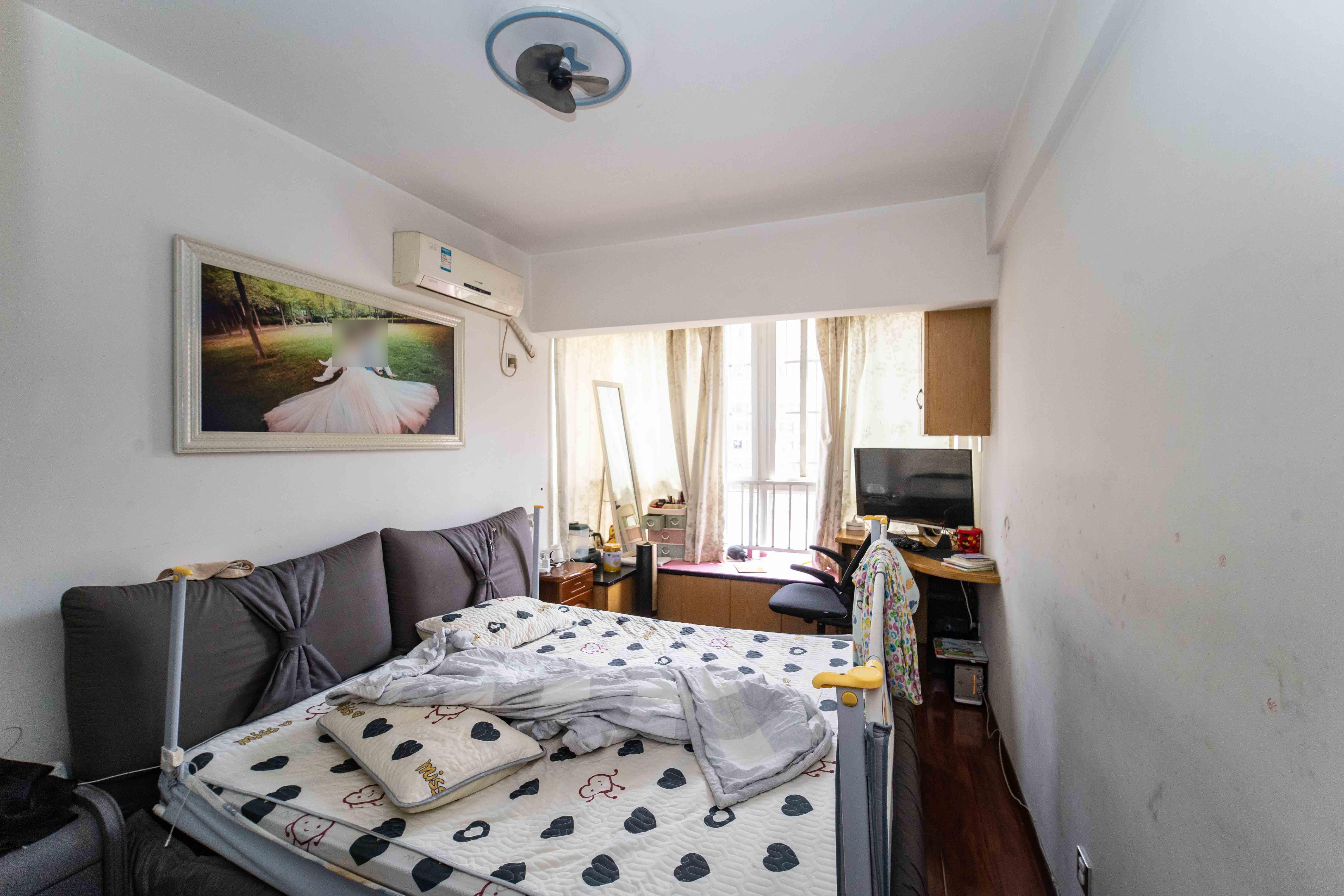 先锋东外滩  2室1厅1卫    61.8万 先锋东外滩  2室1厅1卫    61.8万卧室