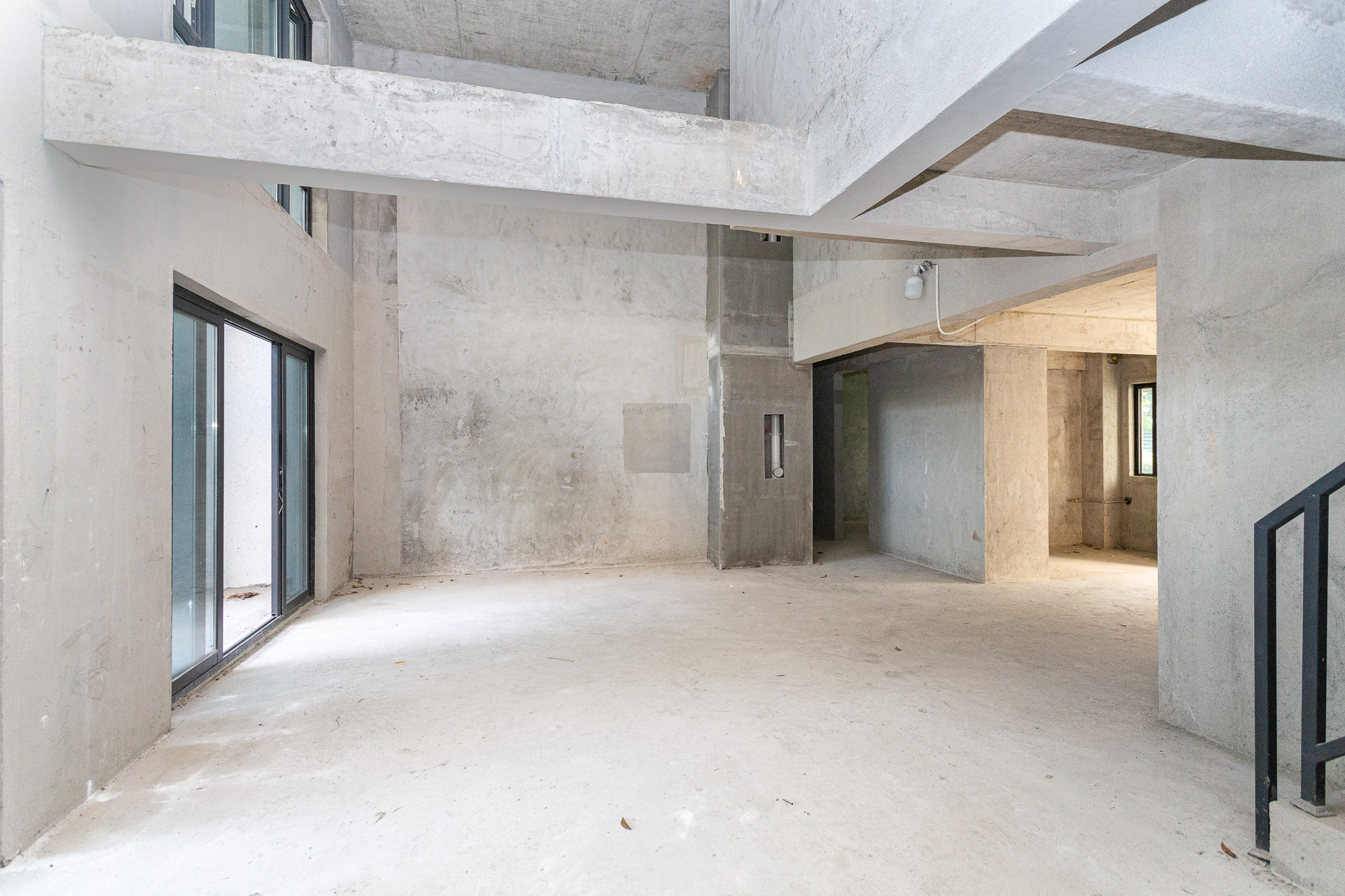 越秀湘江星汇城一期  5室2厅3卫    179.8万 越秀湘江星汇城一期  5室2厅3卫    179.8万客厅