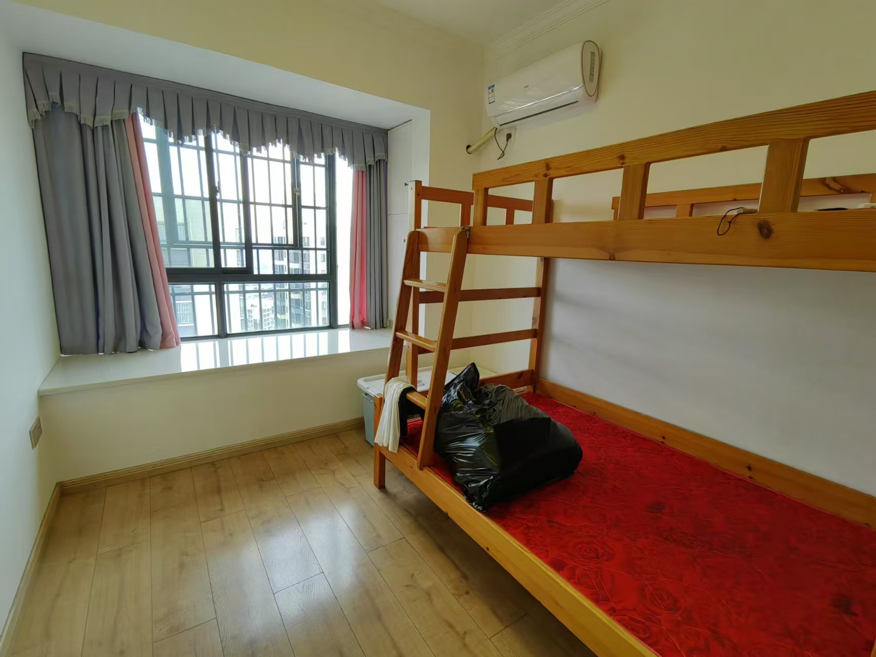 亿都新天地 3室2厅1卫 39.8万 亿都新天地 3室2厅1卫 39.8万室内图