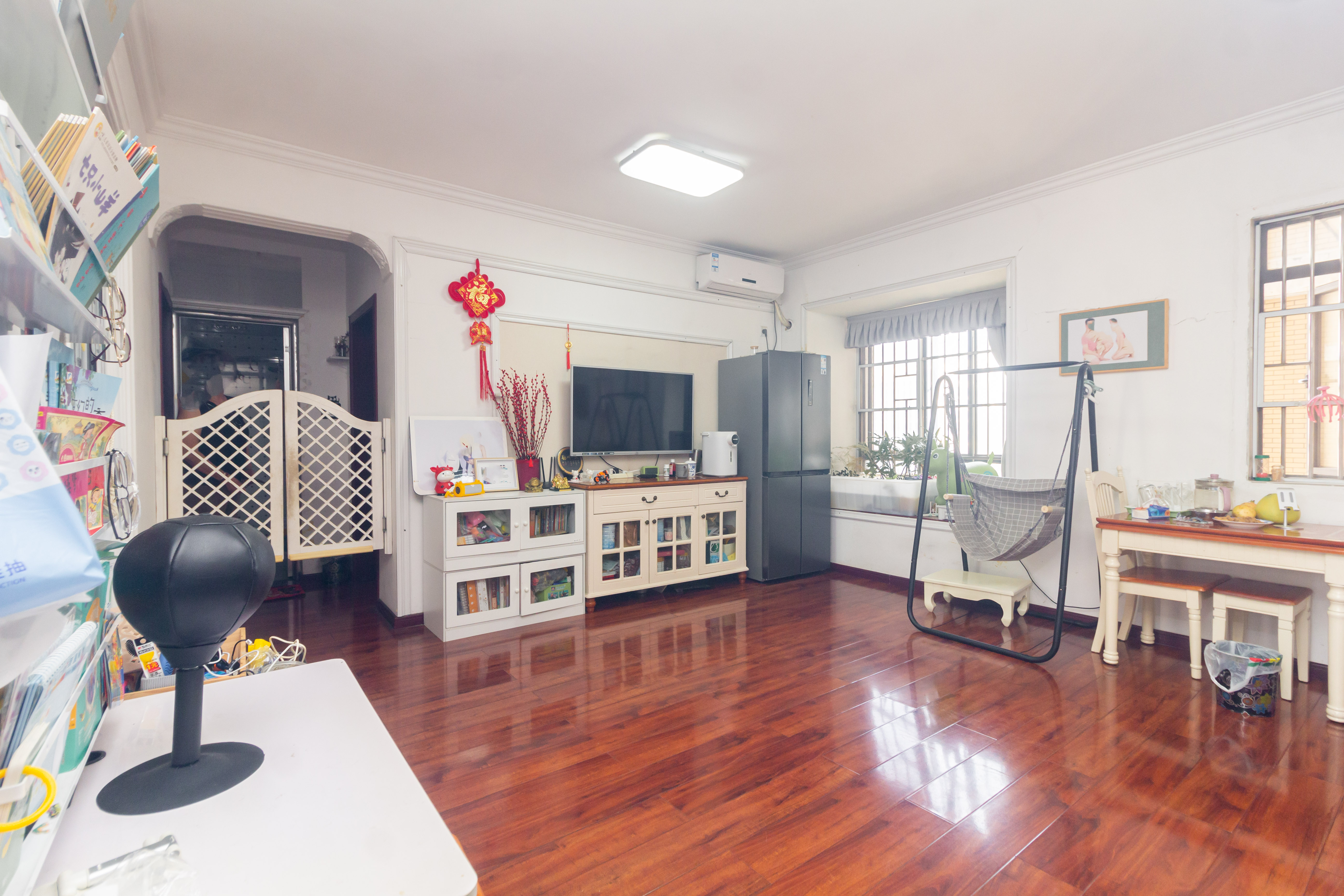 中国铁建国际城一期  3室2厅1卫    60.0万 中国铁建国际城一期  3室2厅1卫    60.0万客厅