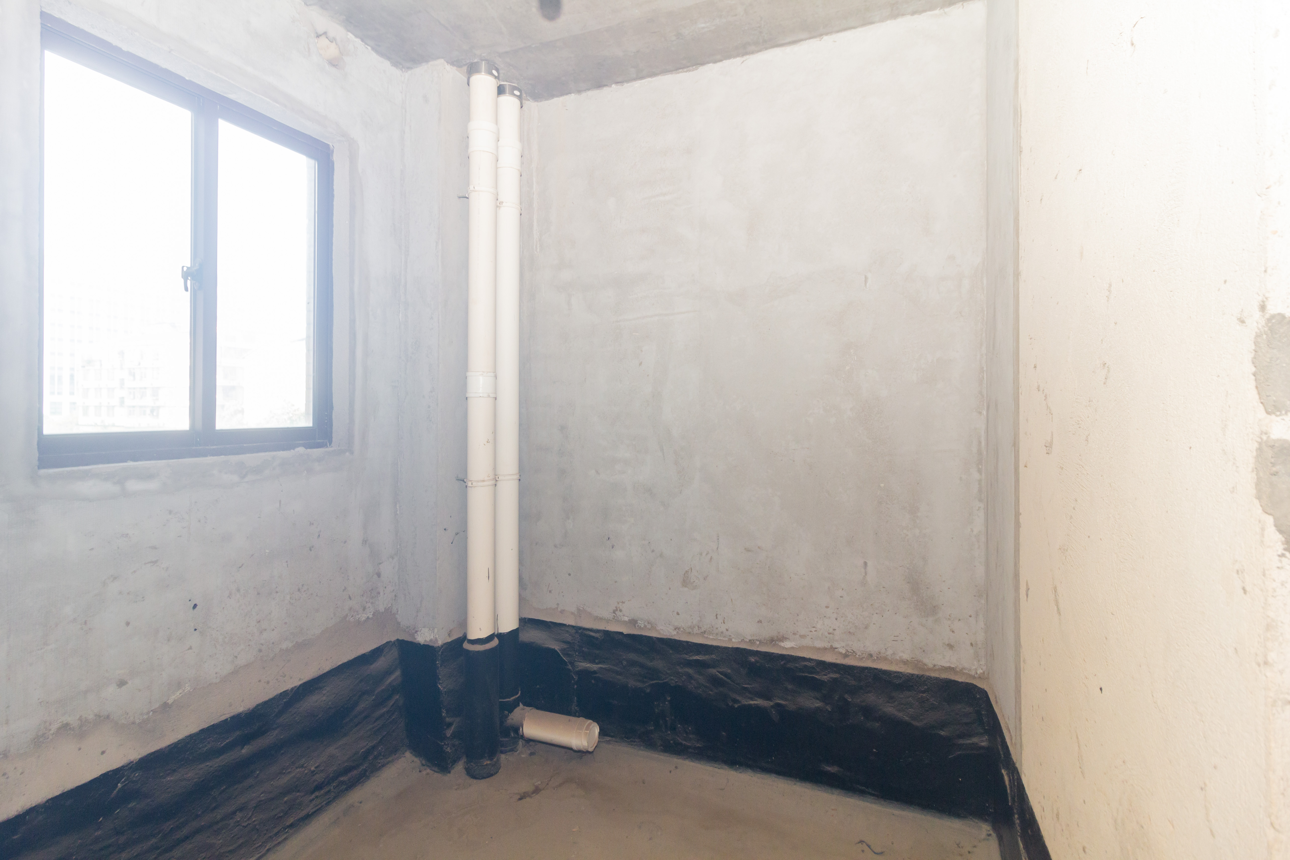 三景华御  4室2厅2卫    68.0万 三景华御  4室2厅2卫    68.0万卫生间