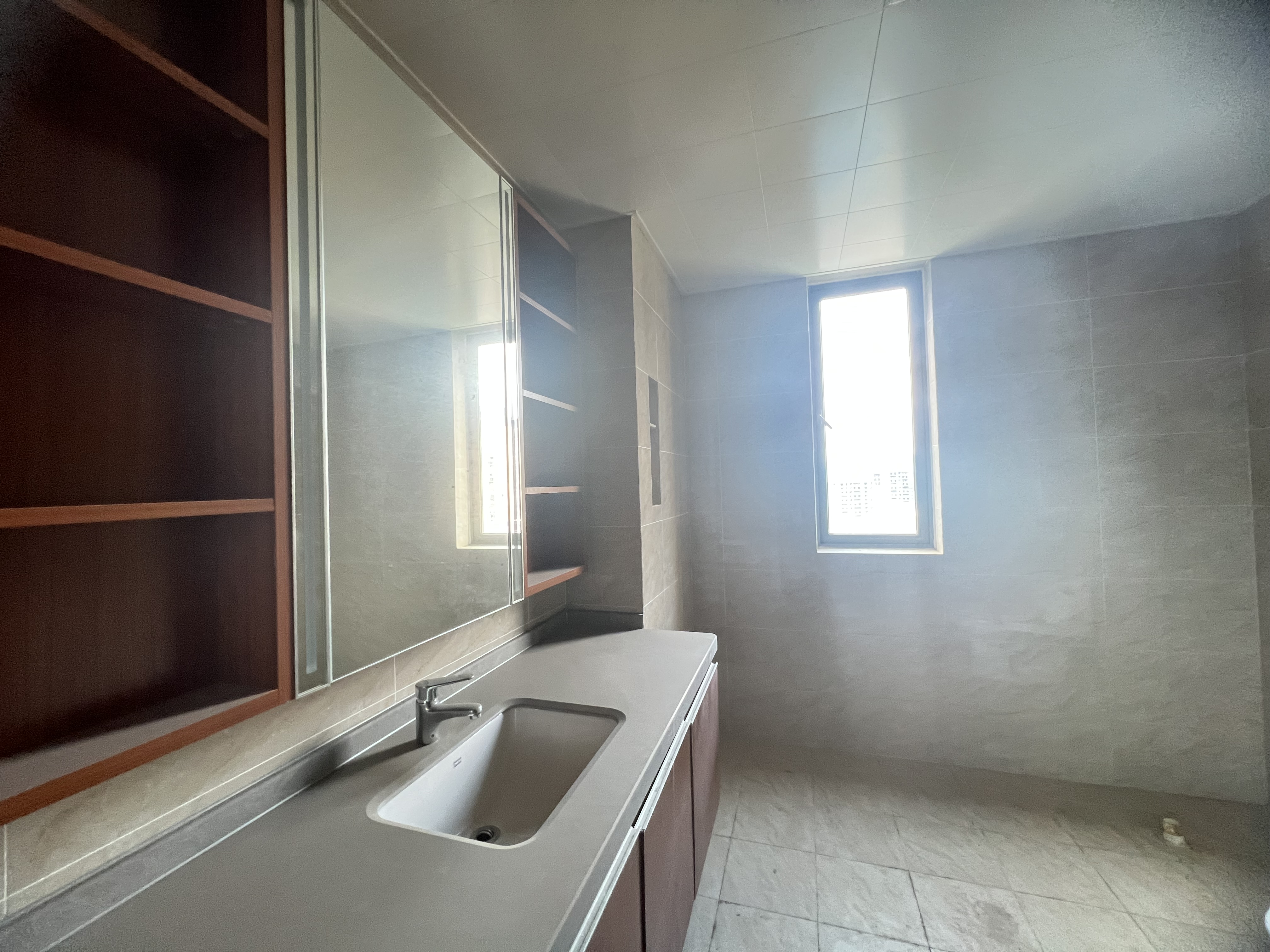 恒大华府  4室2厅2卫    153.0万 恒大华府  4室2厅2卫    153.0万室内图