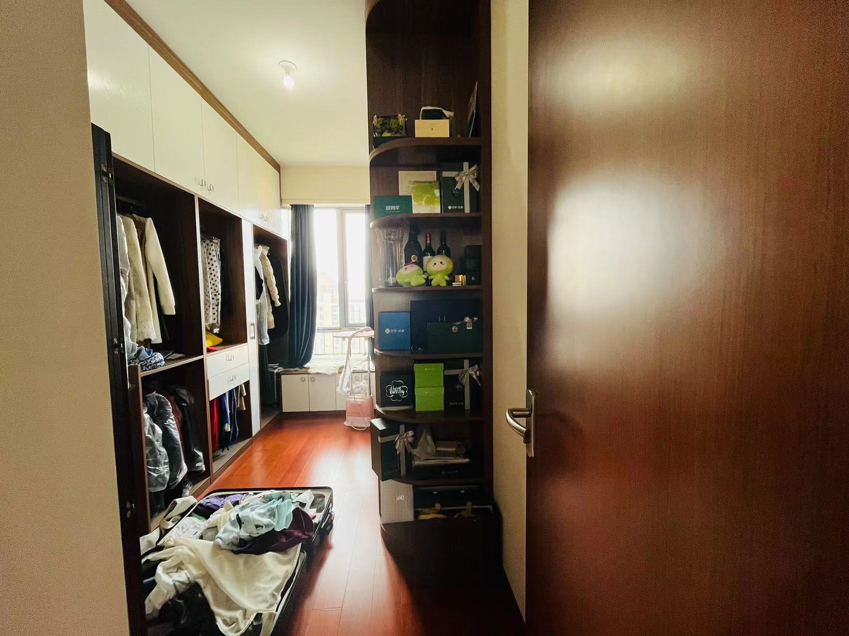 晋合湘水湾二期 4室2厅3卫 172.00万 晋合湘水湾二期 4室2厅3卫 172.00万室内图