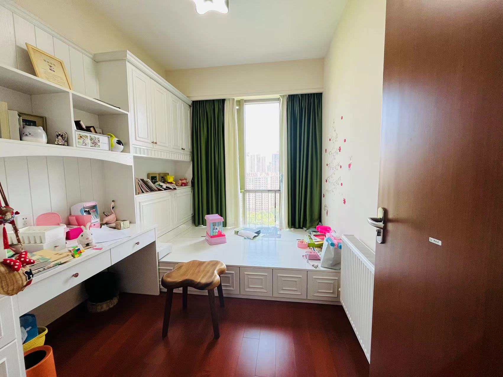 晋合湘水湾二期 4室2厅3卫 172.00万 晋合湘水湾二期 4室2厅3卫 172.00万室内图