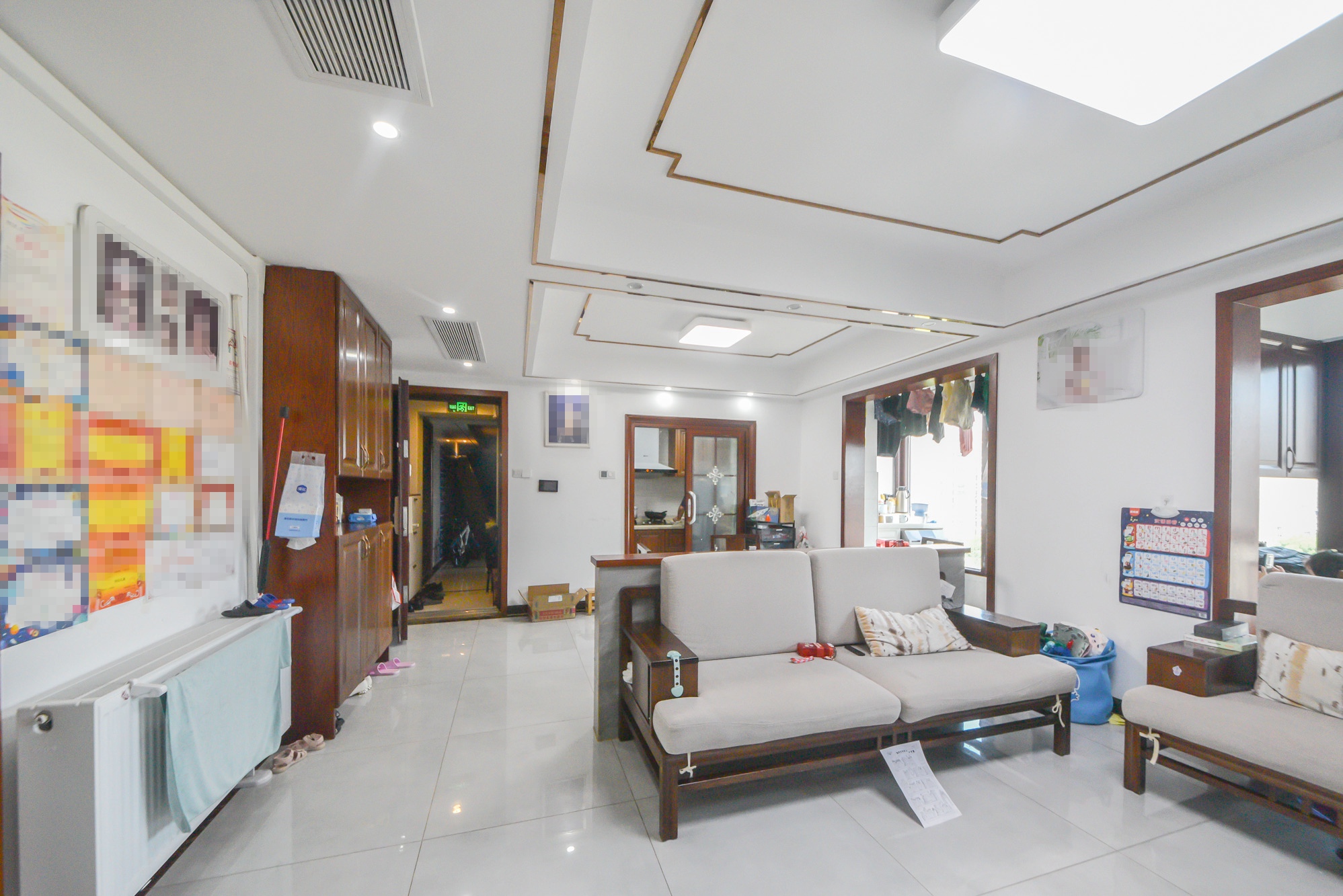 建发中央悦府  3室2厅1卫   160.00万客厅