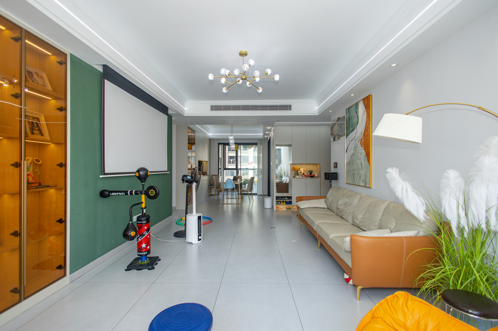 中交建发松雅院  4室2厅2卫    165.0万 中交建发松雅院  4室2厅2卫    165.0万客厅