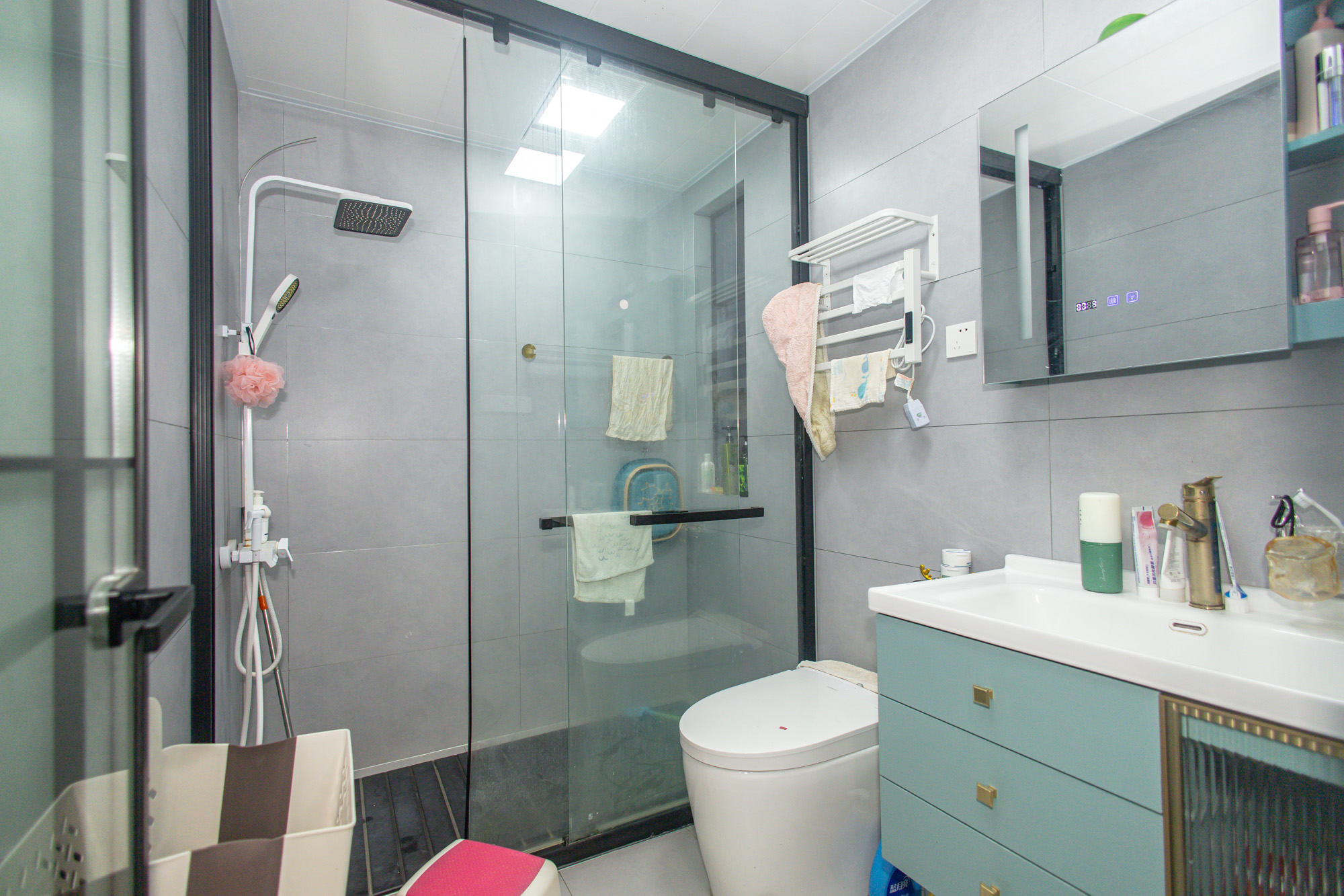 中交建发松雅院  4室2厅2卫    165.0万卫生间