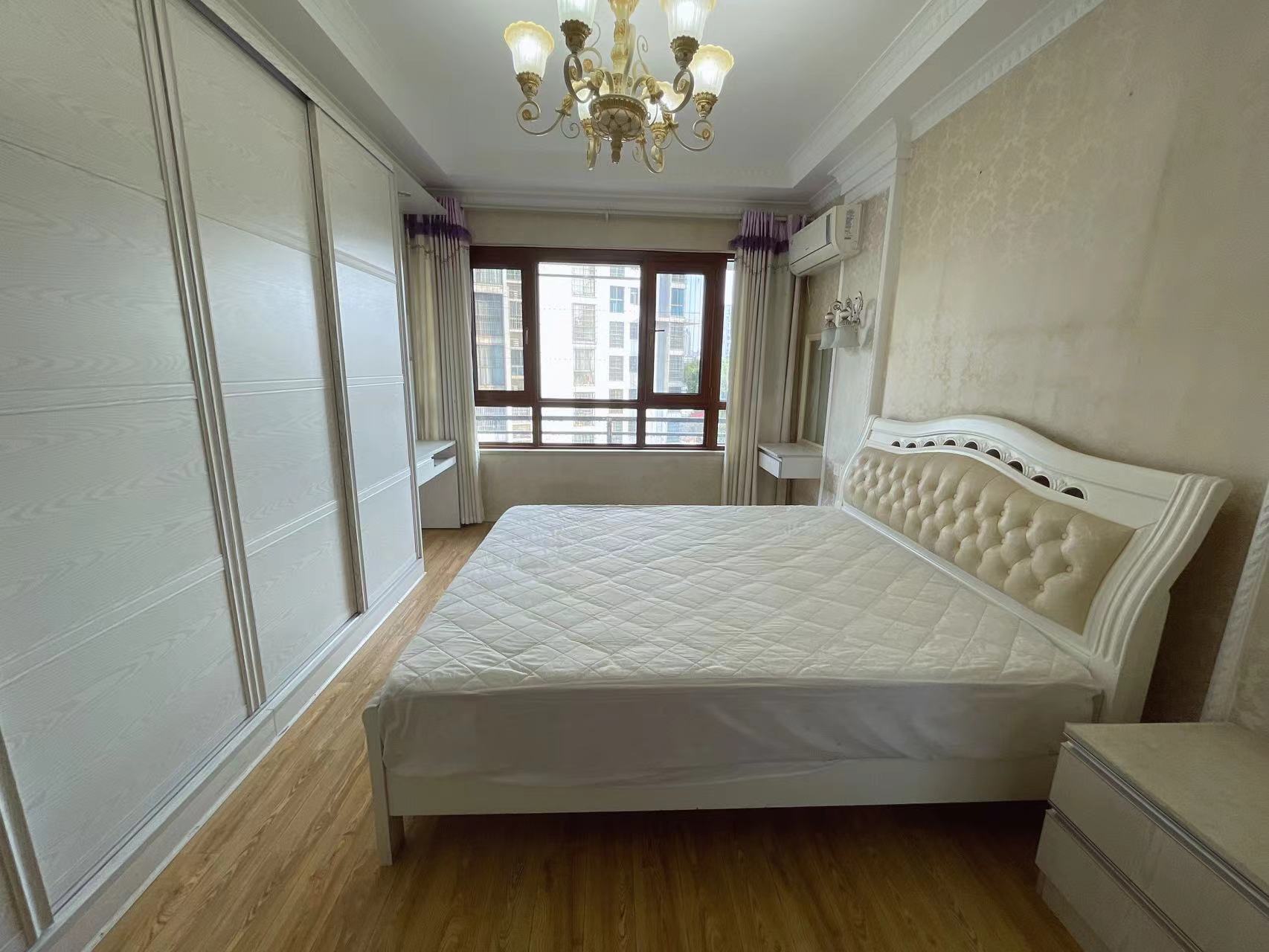 香草园  3室2厅2卫    72.0万 香草园  3室2厅2卫    72.0万室内图