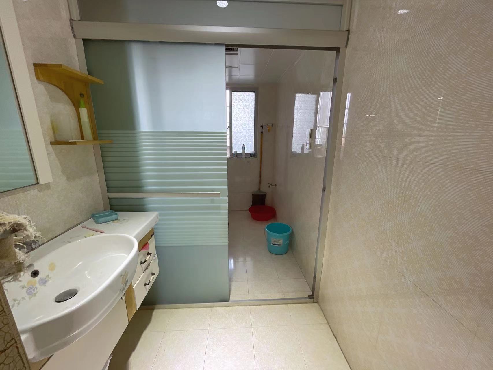 香草园  3室2厅2卫    72.0万 香草园  3室2厅2卫    72.0万室内图