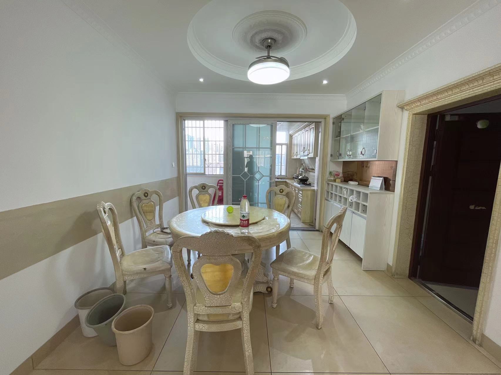 香草园  3室2厅2卫    72.0万 香草园  3室2厅2卫    72.0万室内图