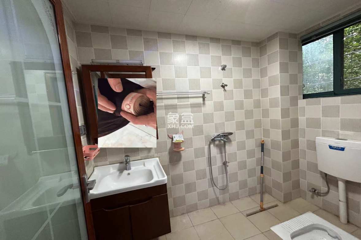 西域名邸  3室2厅2卫    78.0万 西域名邸  3室2厅2卫    78.0万室内图