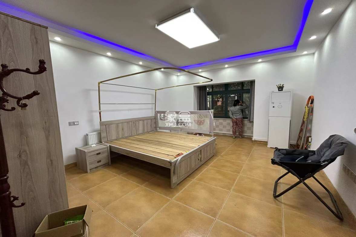 西域名邸  3室2厅2卫    78.0万 西域名邸  3室2厅2卫    78.0万室内图