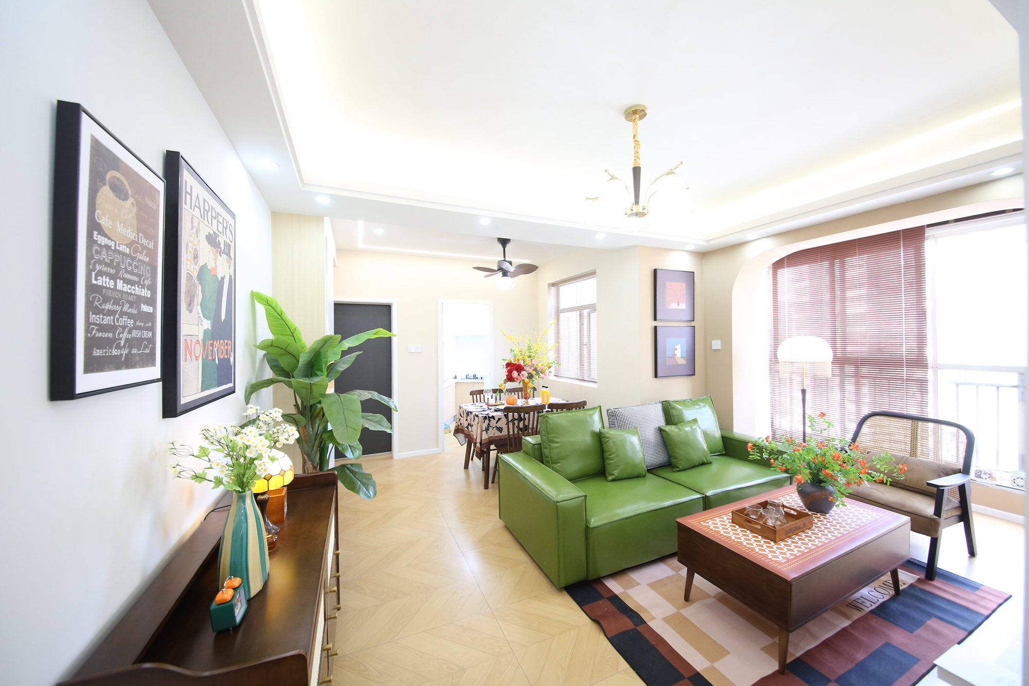 凯通国际城（凯通朝庭）  3室2厅1卫    86.0万客厅