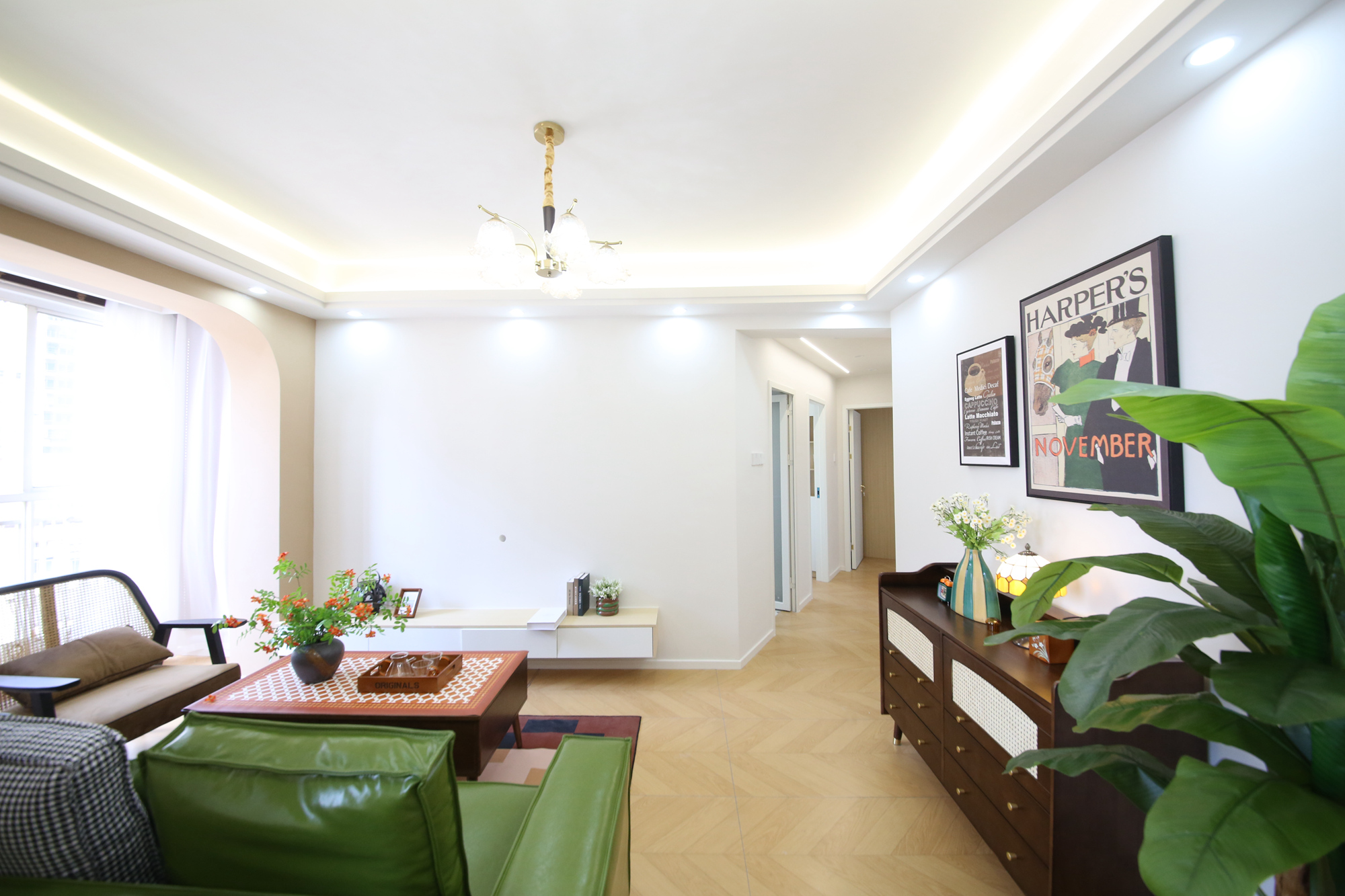 凯通国际城（凯通朝庭）  3室2厅1卫    86.0万客厅