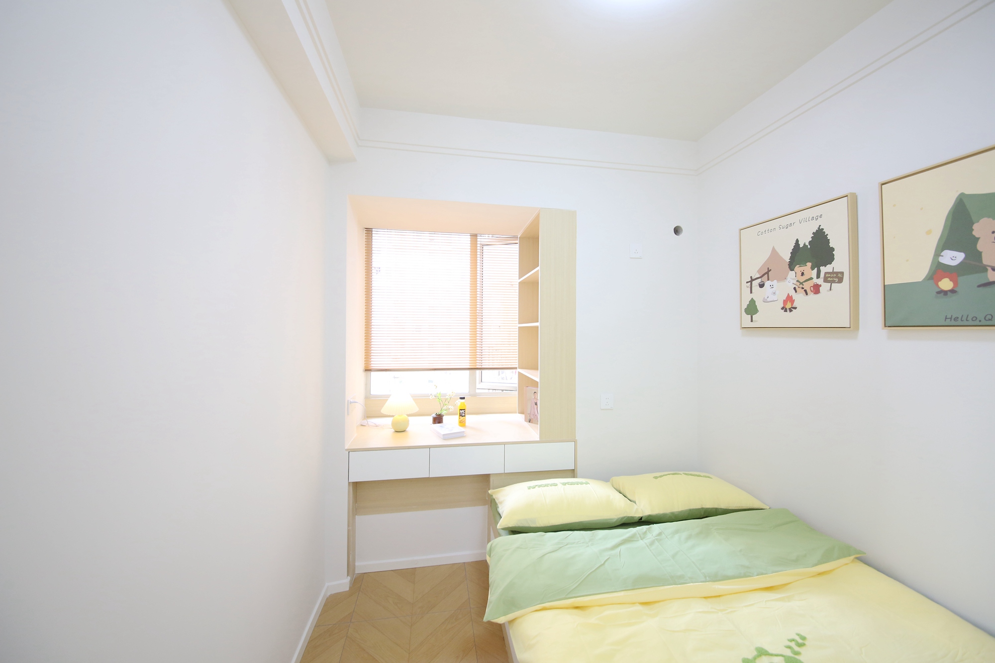 凯通国际城（凯通朝庭）  3室2厅1卫    86.0万卧室