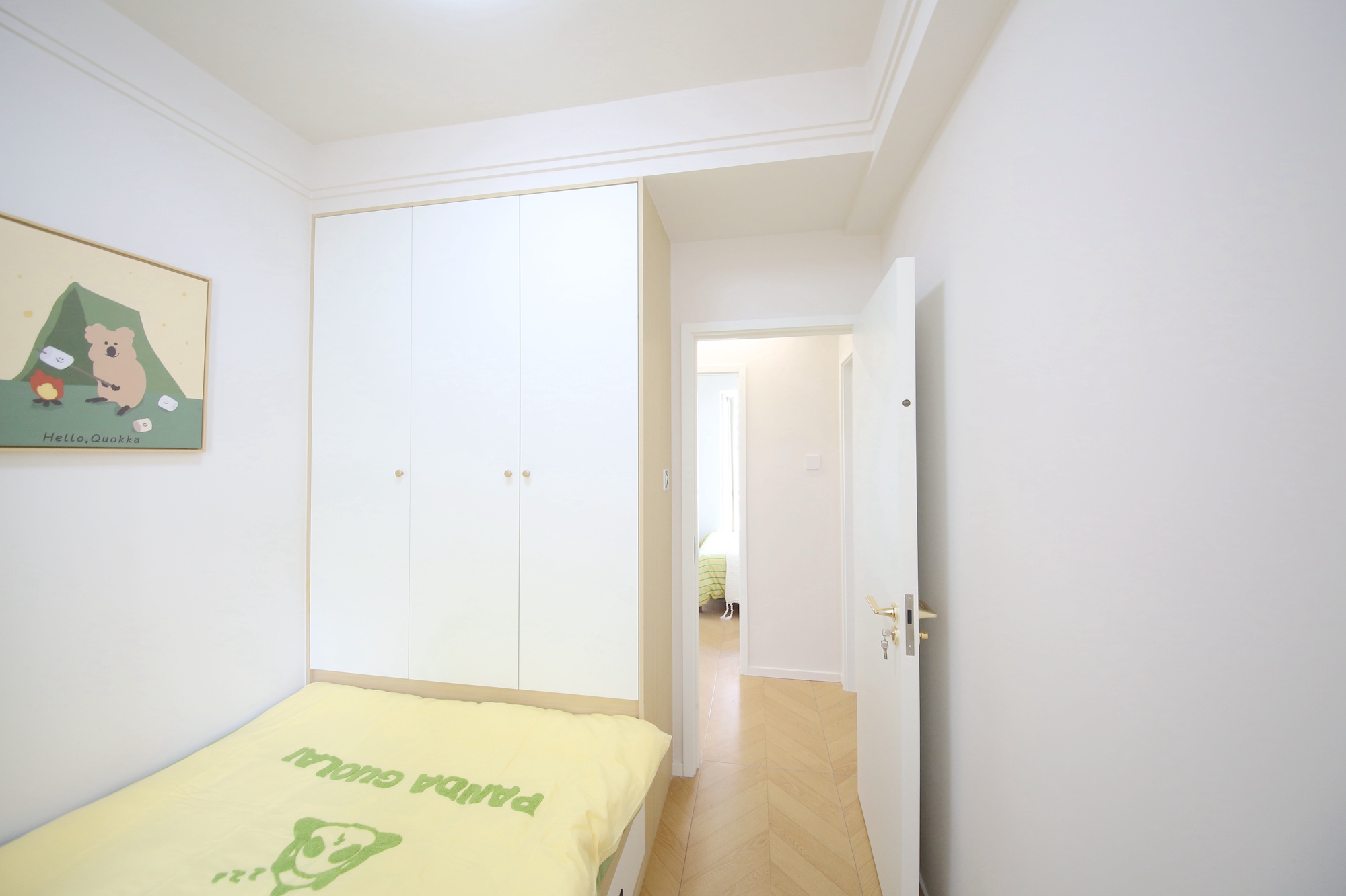 凯通国际城（凯通朝庭）  3室2厅1卫    86.0万卧室