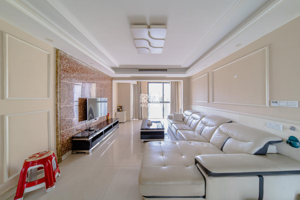 阳光100一期、四五期  3室2厅2卫    110.0万