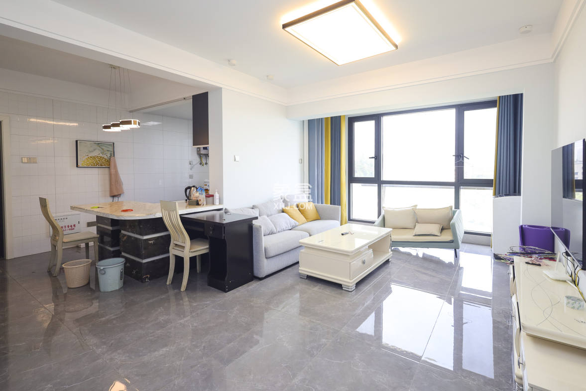 学府星城 3室2厅1卫 58.0万 学府星城 3室2厅1卫 58.0万客厅