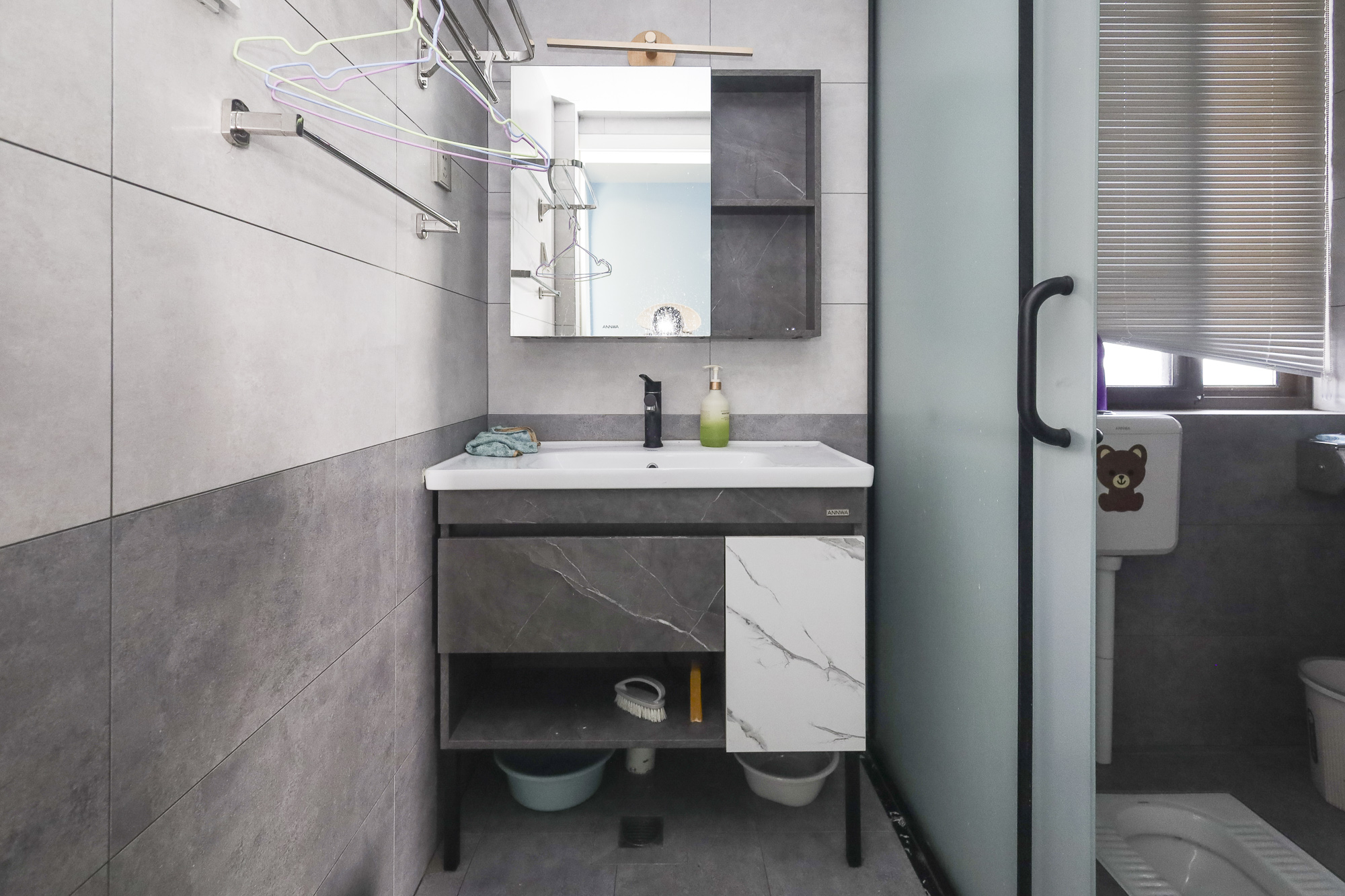 学府星城 3室2厅1卫 58.0万 学府星城 3室2厅1卫 58.0万卫生间