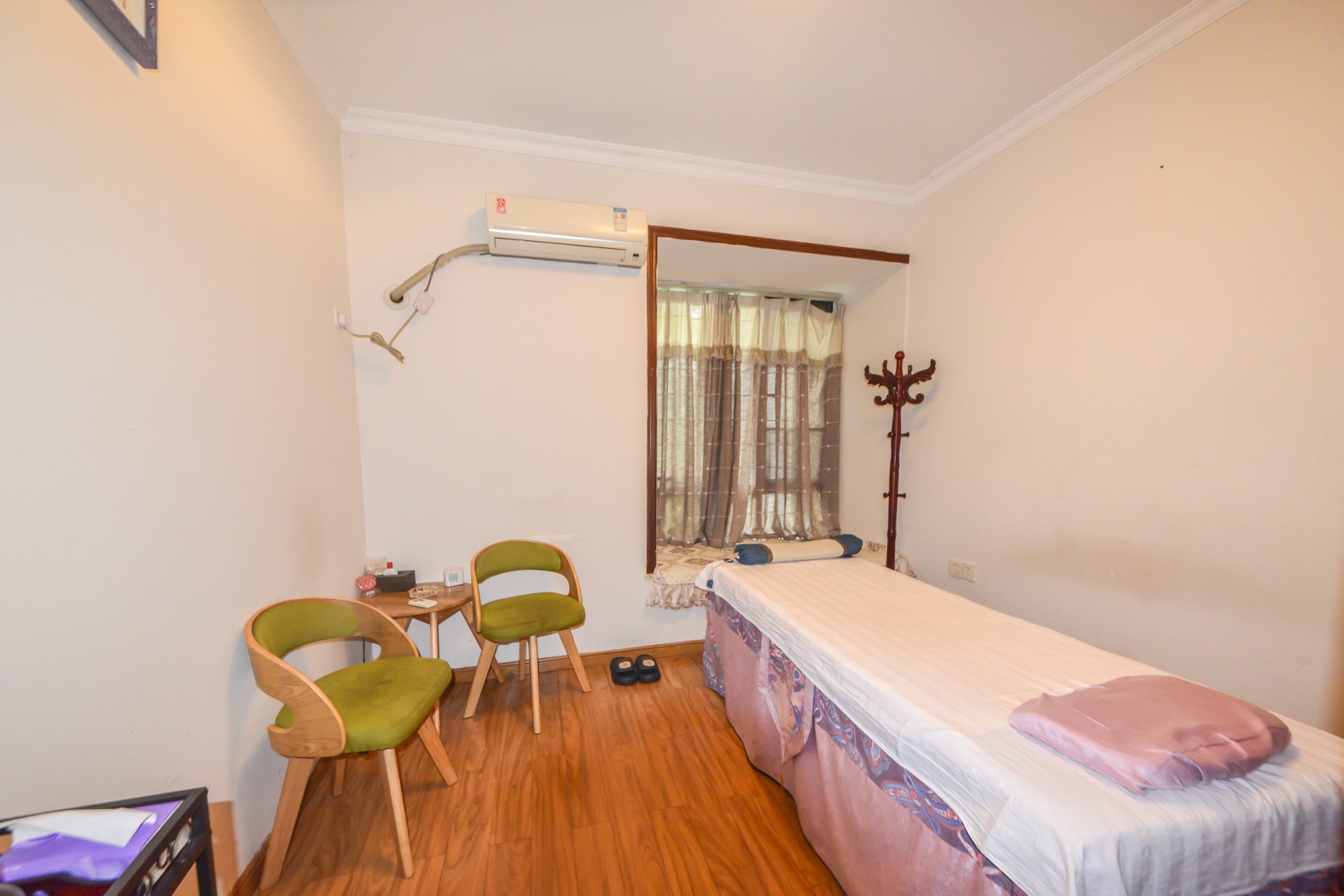 新城新世界一二三期  3室2厅2卫    121.0万 新城新世界一二三期  3室2厅2卫    121.0万卧室