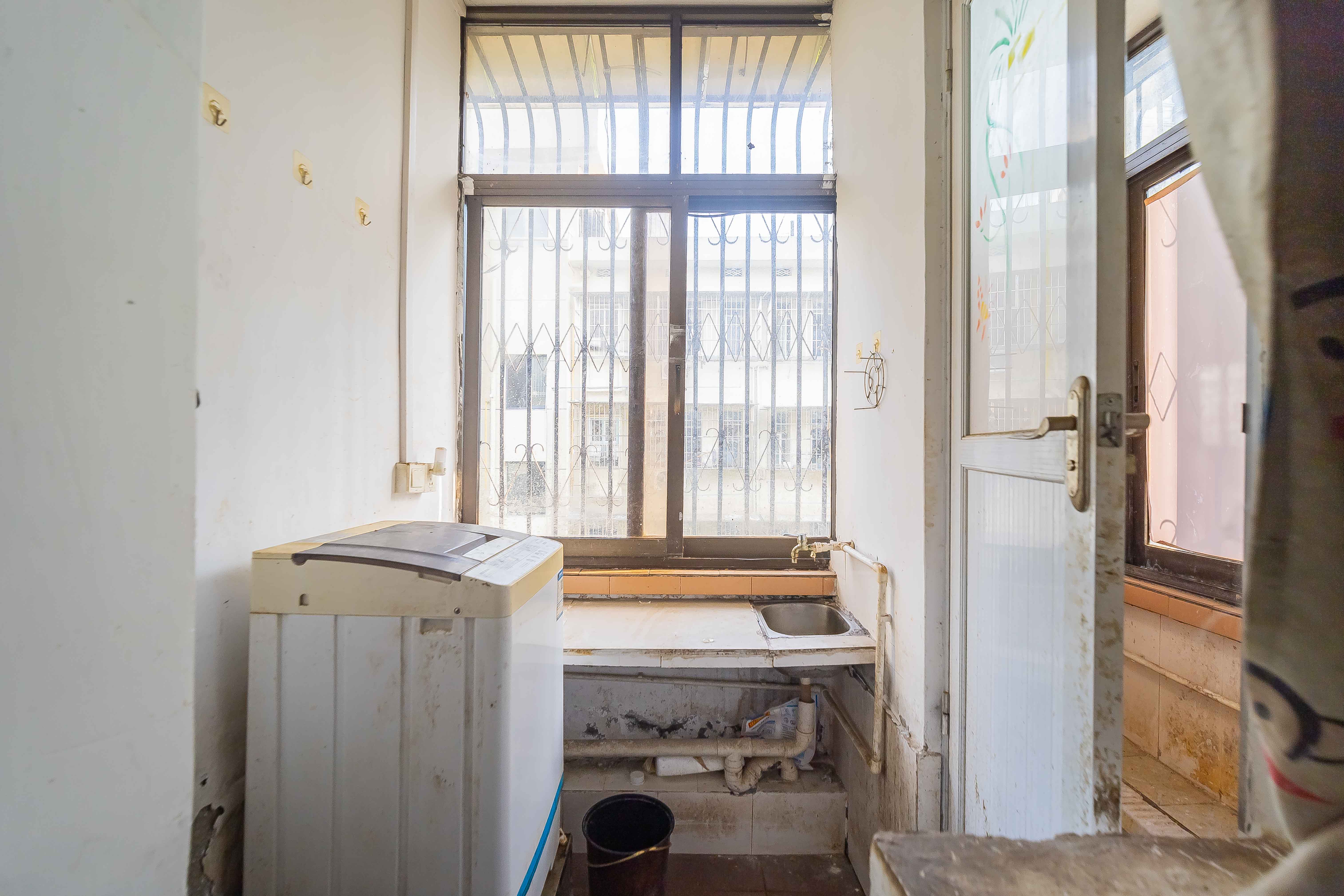 下碧湘街小区 3室2厅1卫 70.0万 下碧湘街小区 3室2厅1卫 70.0万其他