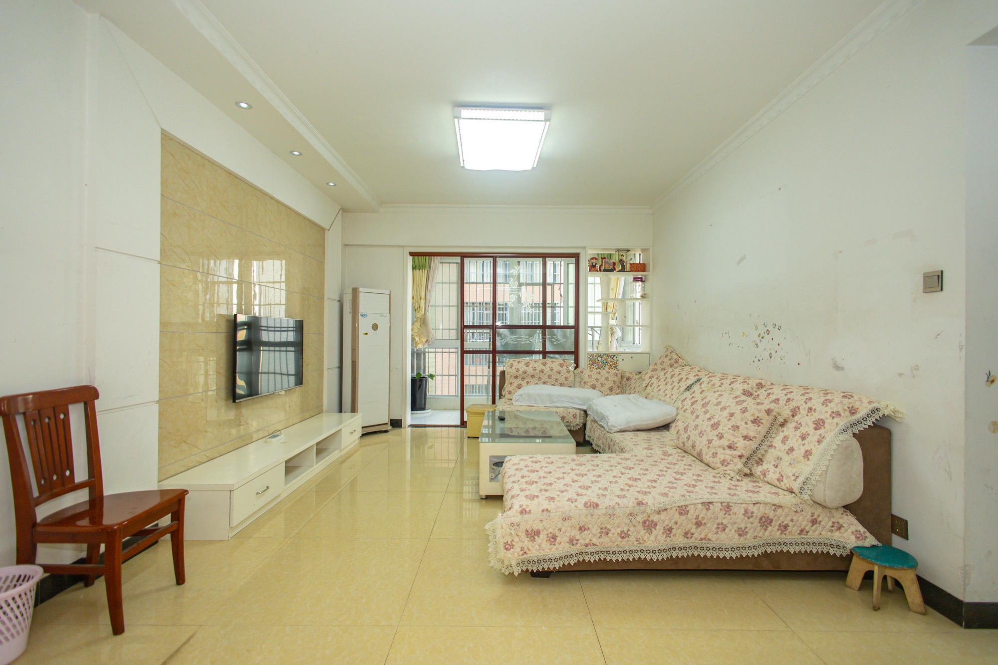 楚天世纪城东苑 2室2厅1卫 49.8万 楚天世纪城东苑 2室2厅1卫 49.8万客厅