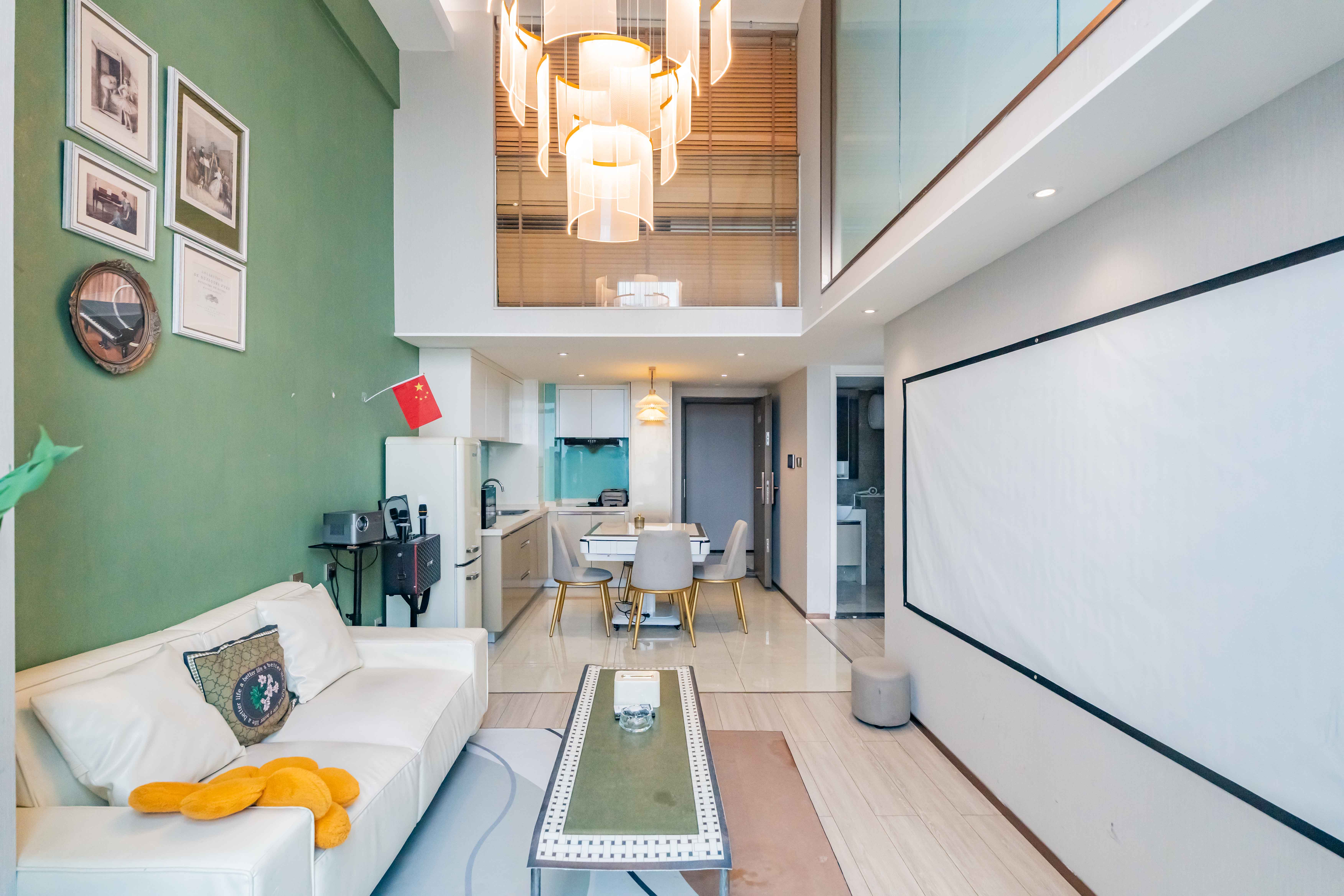 华远华时代 3室2厅2卫 69.98万 华远华时代 3室2厅2卫 69.98万客厅