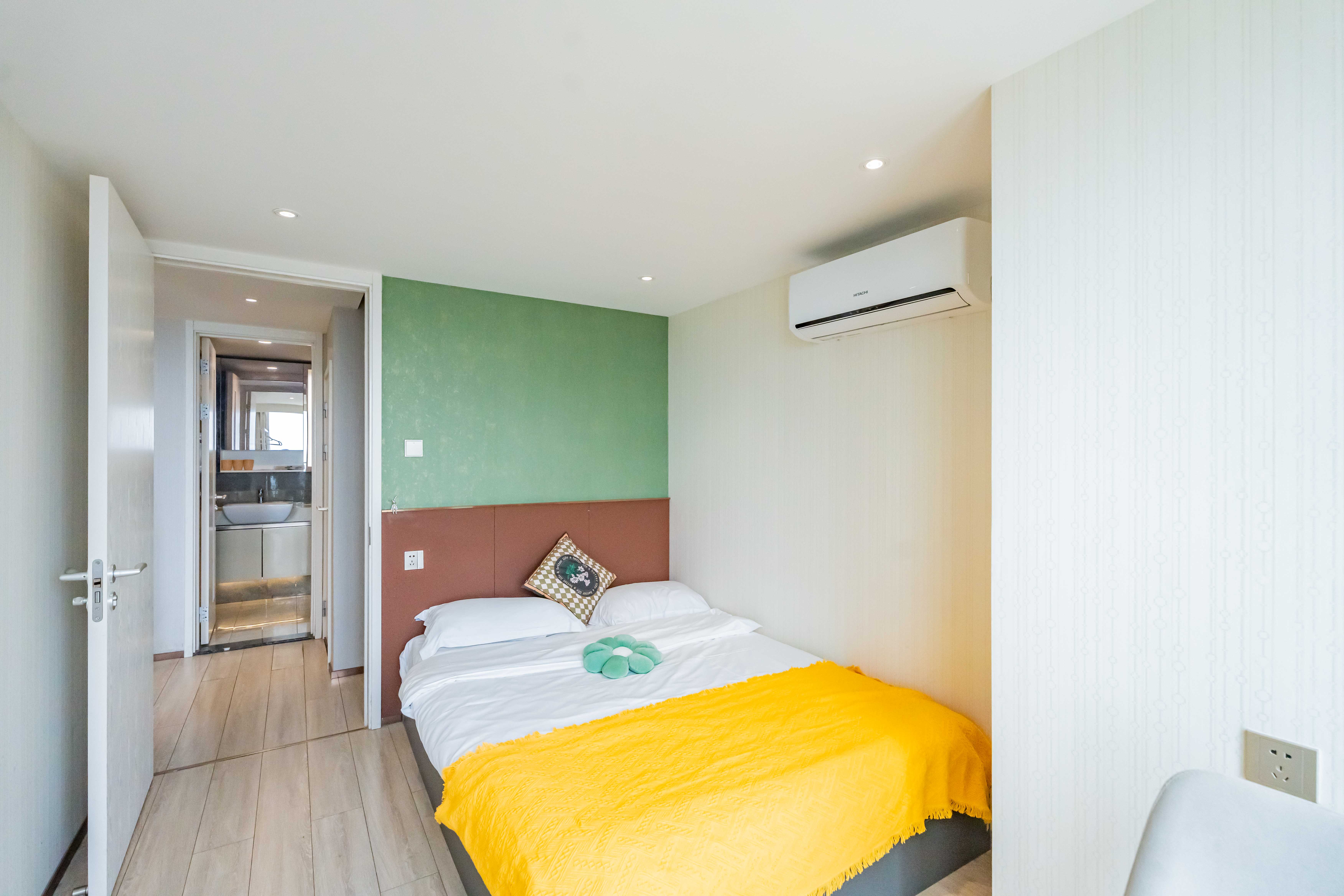 华远华时代 3室2厅2卫 69.98万 华远华时代 3室2厅2卫 69.98万卧室