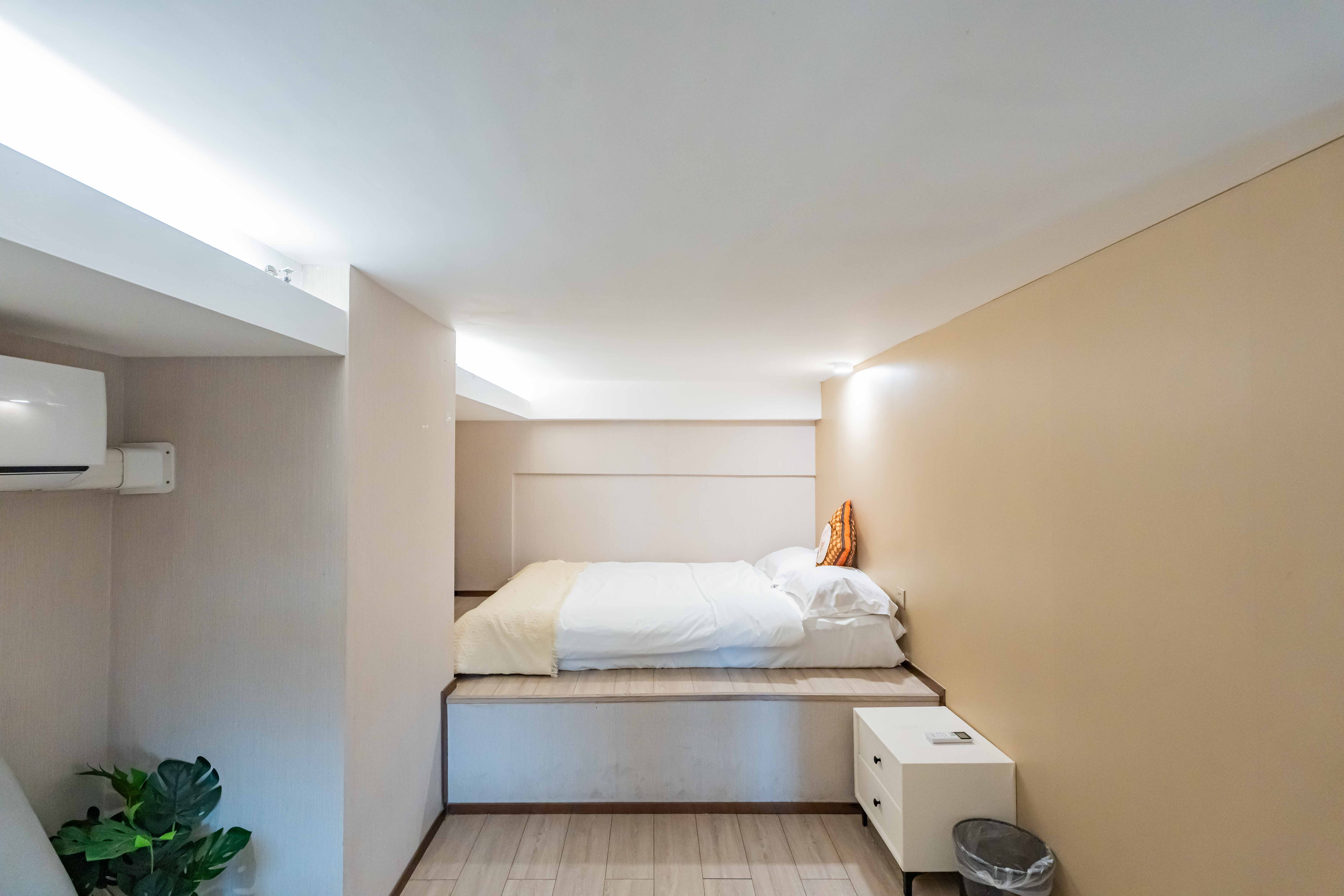 华远华时代 3室2厅2卫 69.98万 华远华时代 3室2厅2卫 69.98万卧室