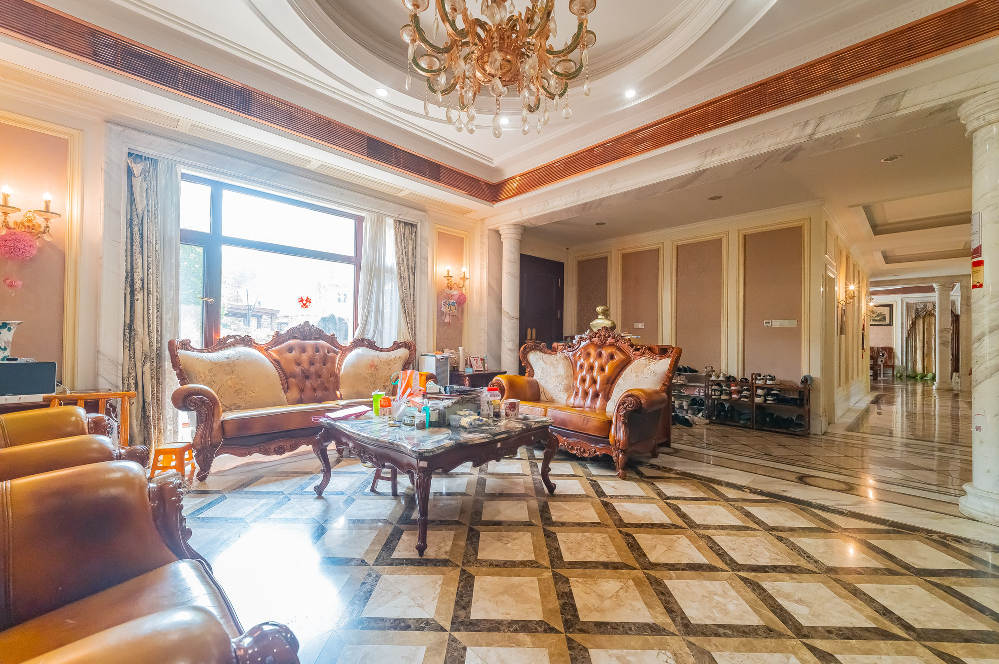 碧桂园威尼斯城  6室2厅6卫    888.0万 碧桂园威尼斯城  6室2厅6卫    888.0万客厅