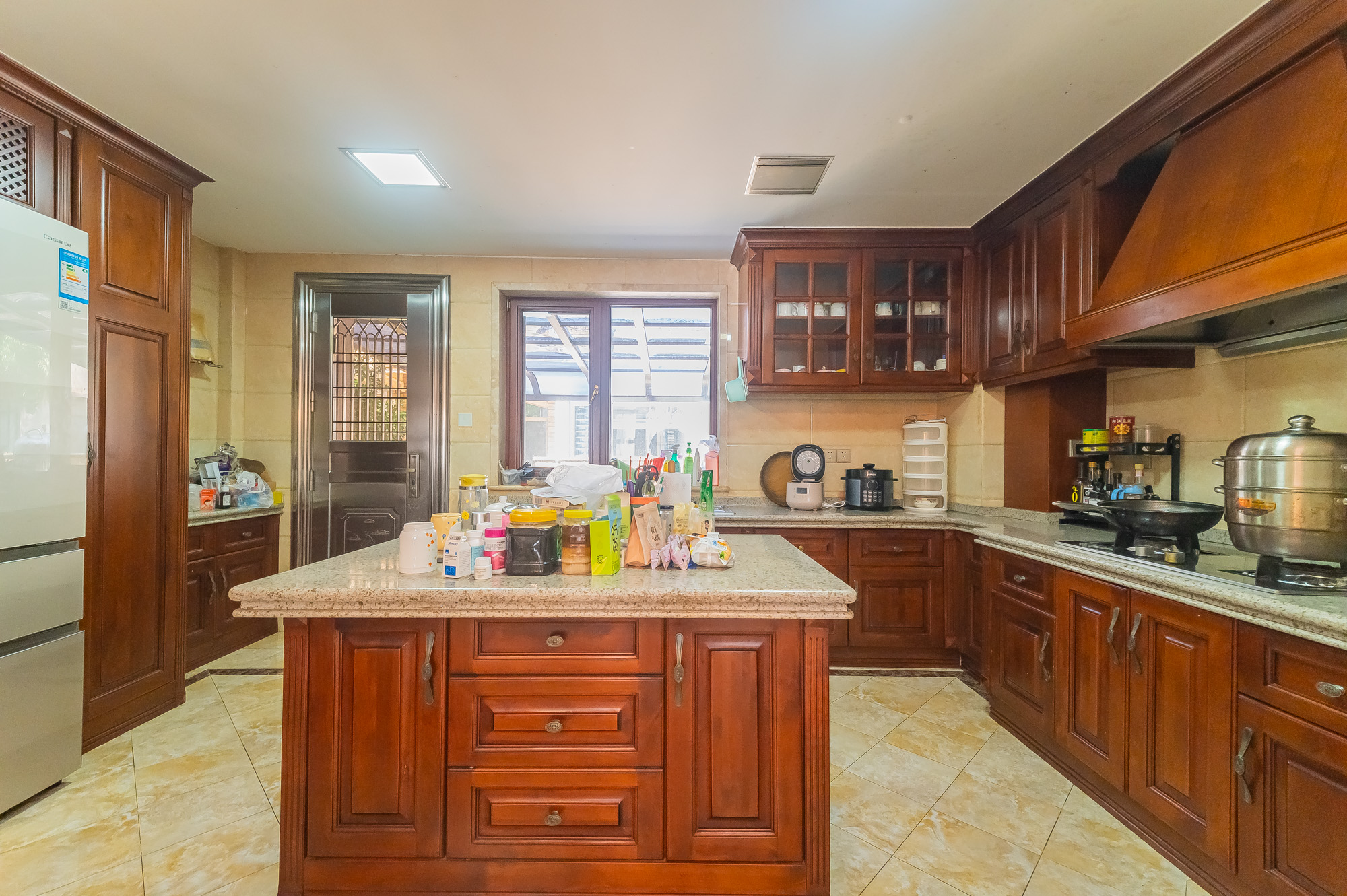 碧桂园威尼斯城  6室2厅6卫    888.0万厨房