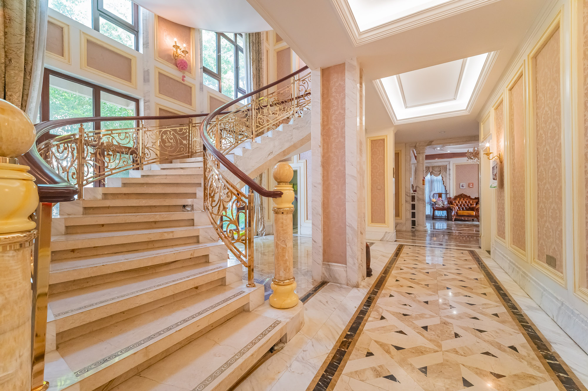 碧桂园威尼斯城 6室2厅6卫 888.0万 碧桂园威尼斯城 6室2厅6卫 888.0万其他