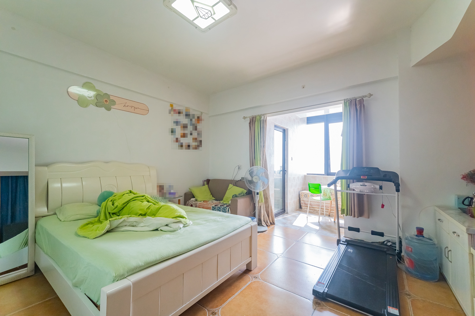 未来漫城 1室1厅1卫 43.5万 未来漫城 1室1厅1卫 43.5万客厅