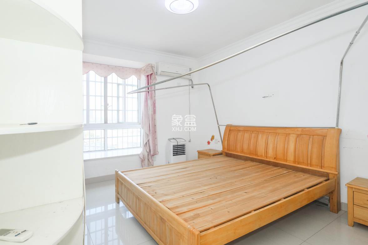 山水英伦 3室2厅1卫 101.0万 山水英伦 3室2厅1卫 101.0万卧室