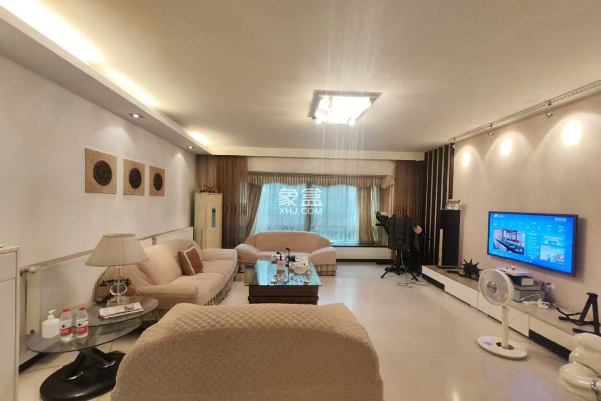 方圆小区  5室2厅2卫    115.0万 方圆小区  5室2厅2卫    115.0万室内图